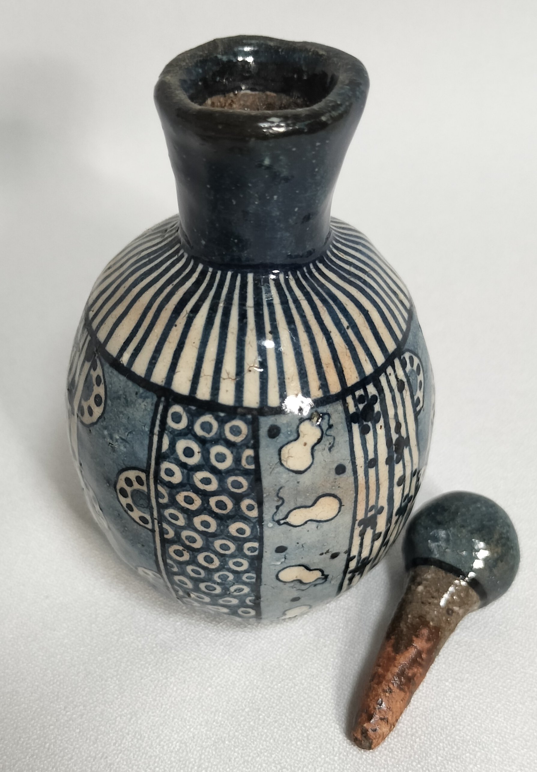 陶器製 抽象的な女性像 約110cm 大山文女さんの小さな壺｜れもねーど