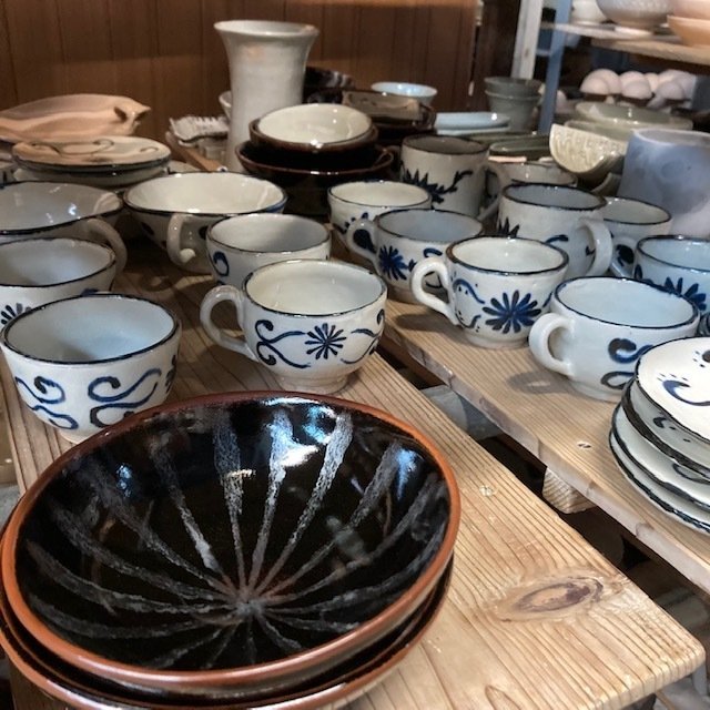 織部焼　手炙り　朝顔　愛知県陶磁美術館　陶器　茶道具 織部焼 手炙り 朝顔 愛知県陶磁美術館 陶器 茶道具 - メルカリ