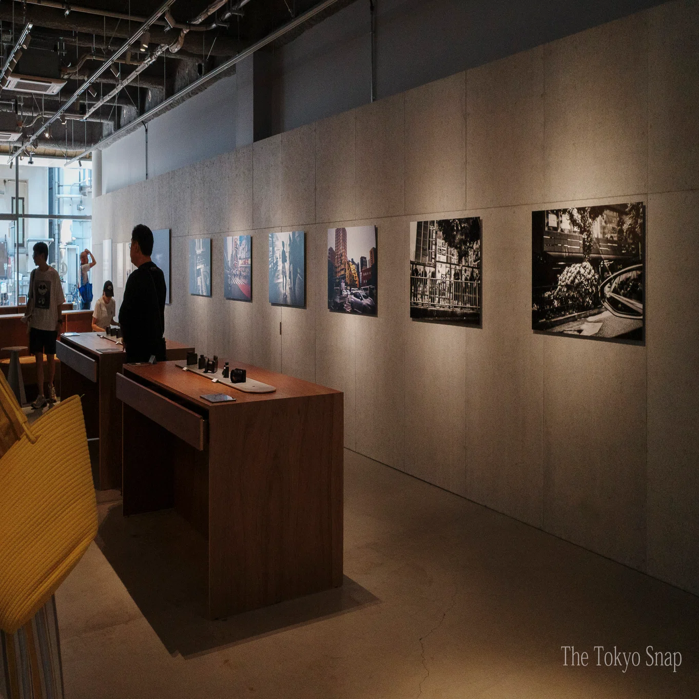 GR SPACE TOKYOで森山大道展を見てRICOH GR IVの予約抽選の申込みを