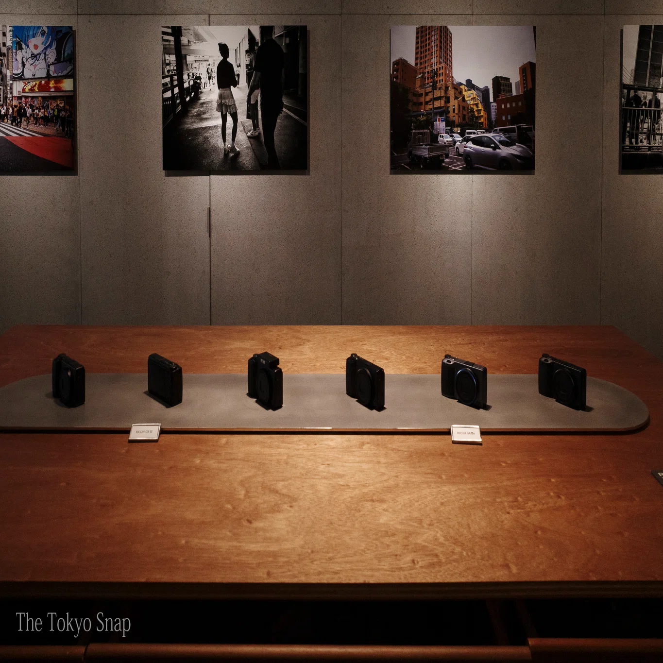 GR SPACE TOKYOで森山大道展を見てRICOH GR IVの予約抽選の申込みを