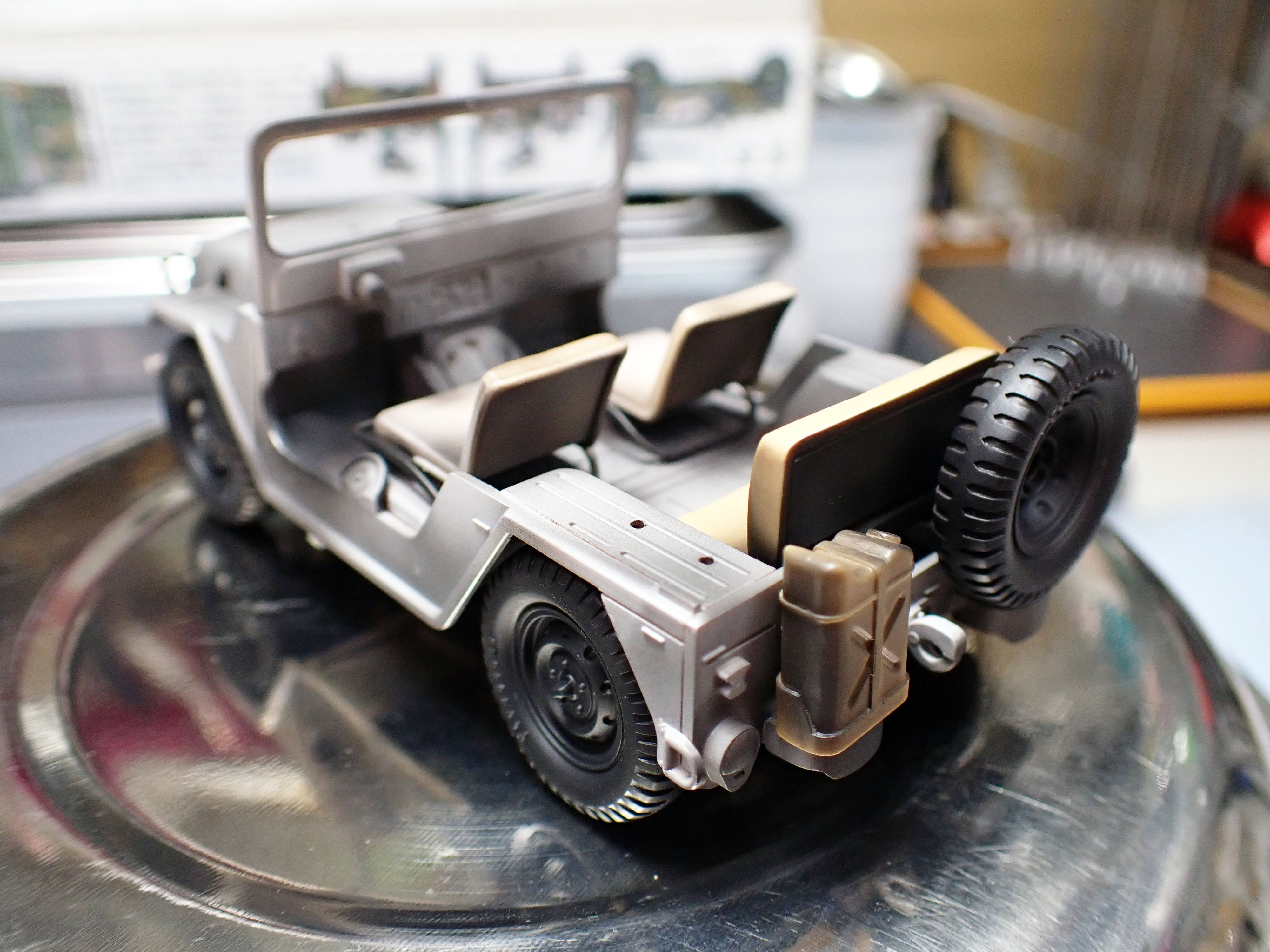 経験値稼ぎ：タミヤ 1/35 M151A2｜積みプラで詰んだAKI