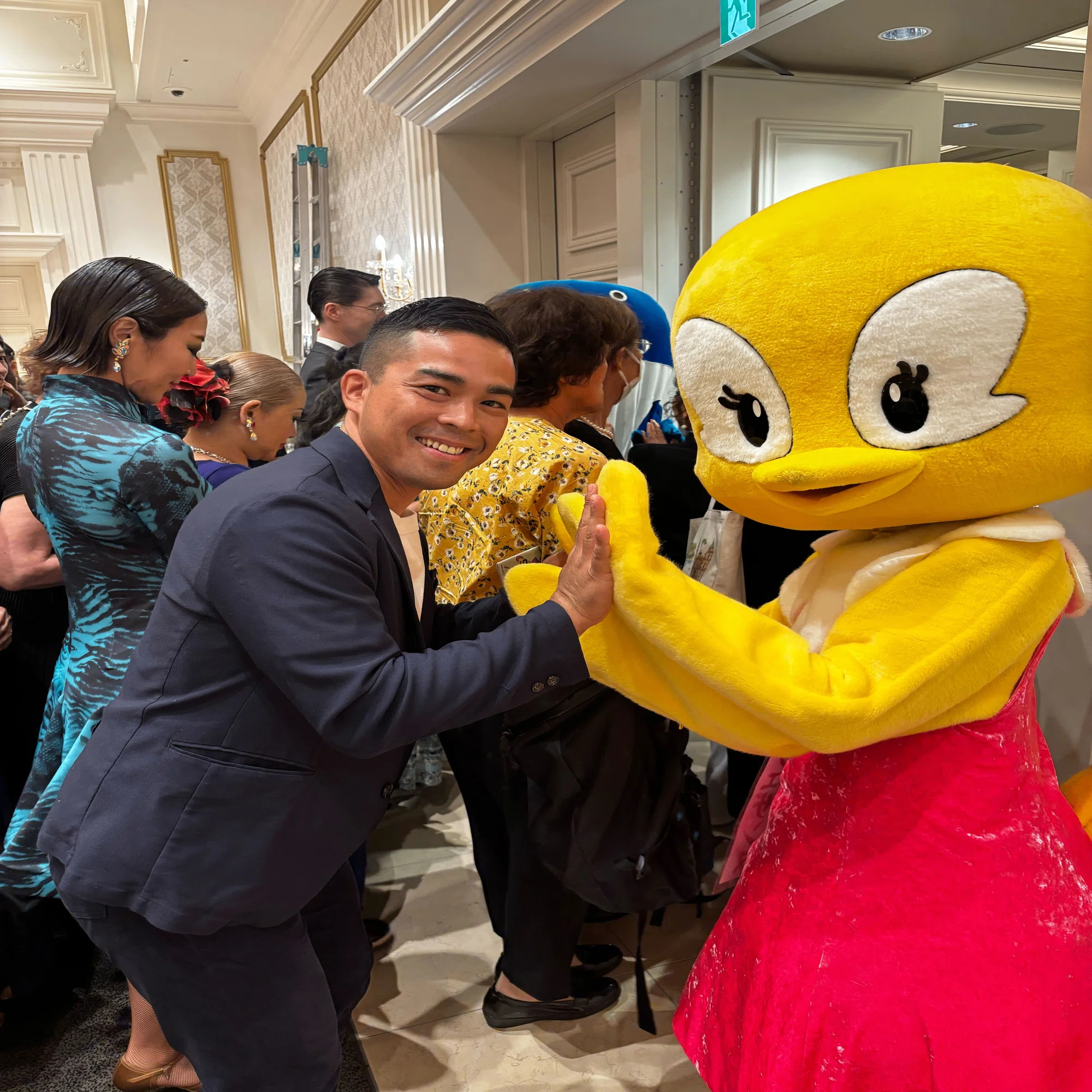 社交ダンス『JBDF西部プロ選手会パーティー・プロアマ競技会』に協賛