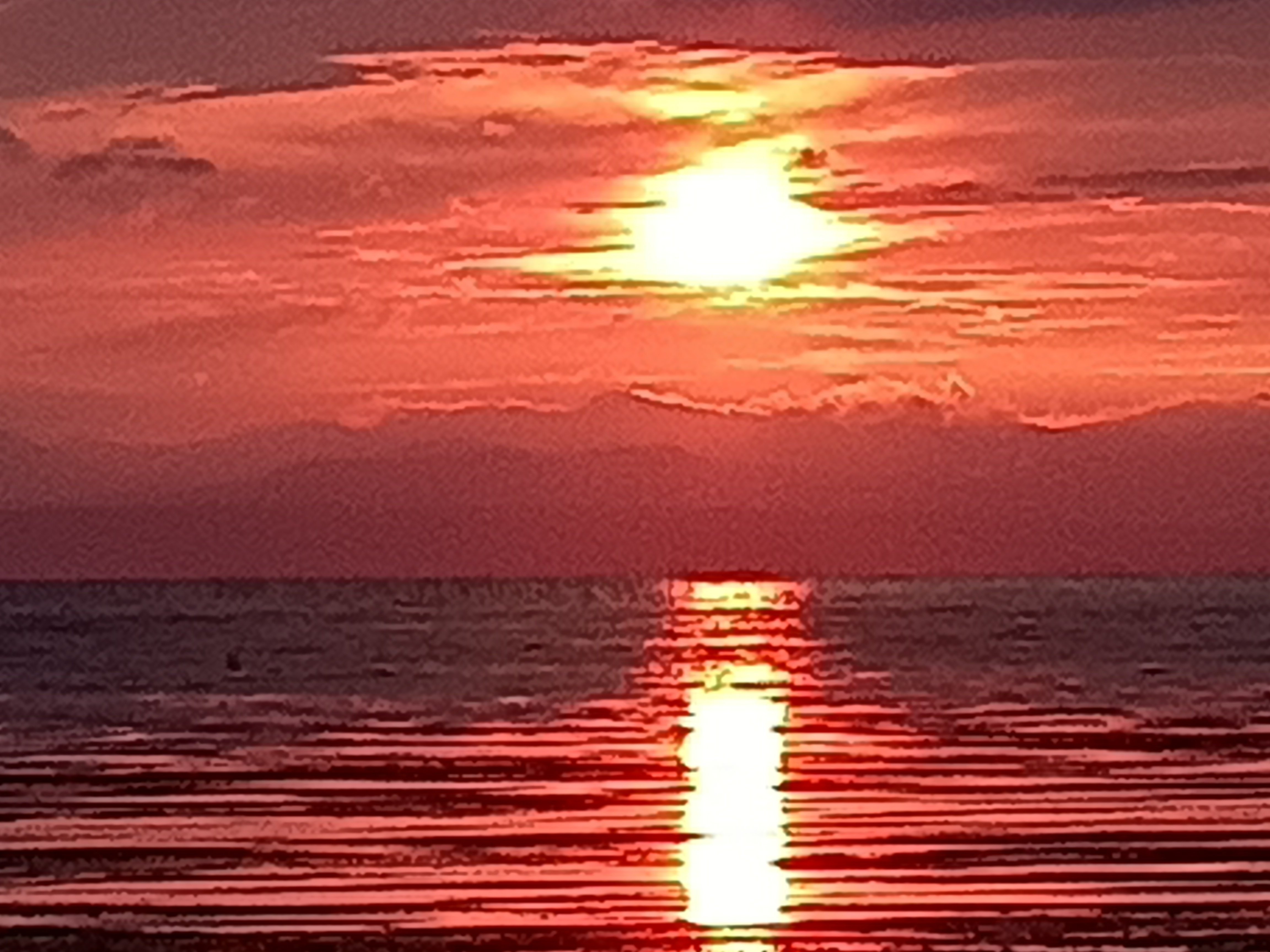 夕陽様確認用 琵琶湖と夕陽 湖面に映る夕陽が美しい 風も弱く、穏やかなサンセット