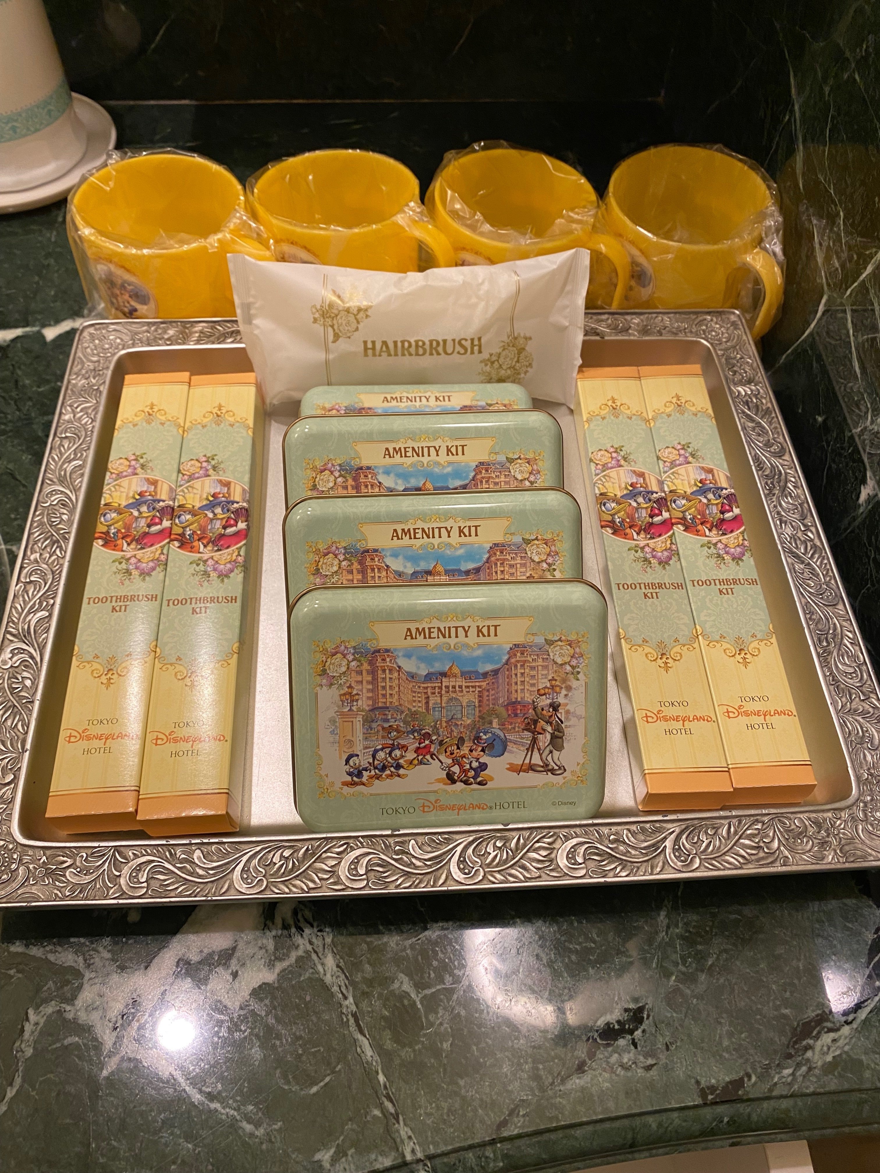 ディズニーランドホテル　オープン記念　宿泊者限定　トランプ　未開封 ぼっちでディズニーランドホテルに泊まって来た｜のん