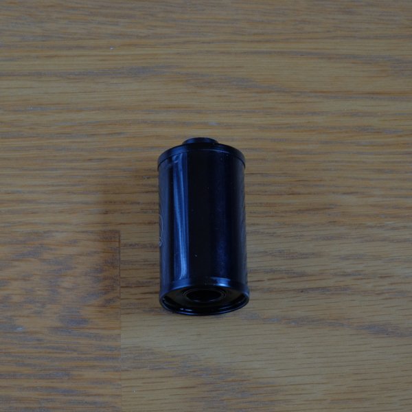 フィルムのパトローネを分解してみた｜岡田 征三（おかだ しょうぞう）