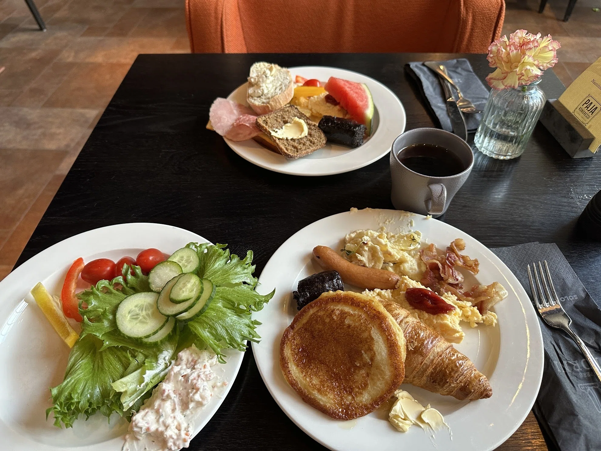 フィンランド9 美味しすぎる朝食とフィンレイソンとサウナマイスターの