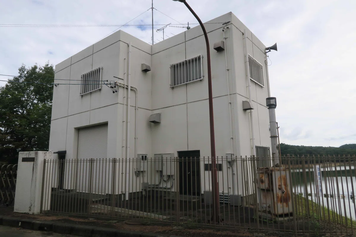 松野ダム 管理事務所 普通