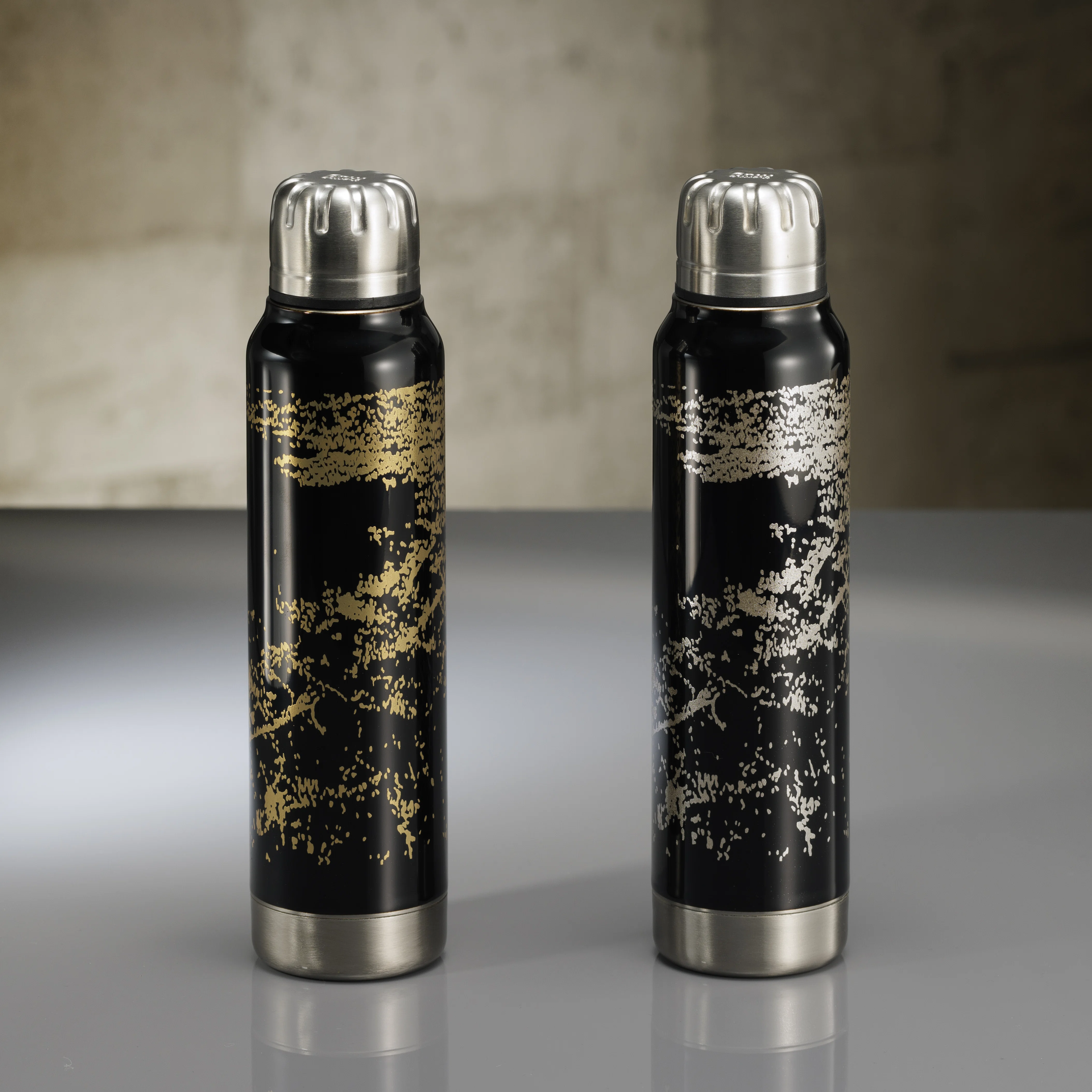使うたびに“育つ”ボトルとは？thermo mug×土直漆器が生んだ“持ち運べる