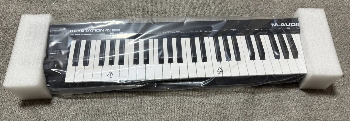 DTM用のキーボードを買いました（M-AUDIOのKEYSTATION49 MK3）｜姫草りあ