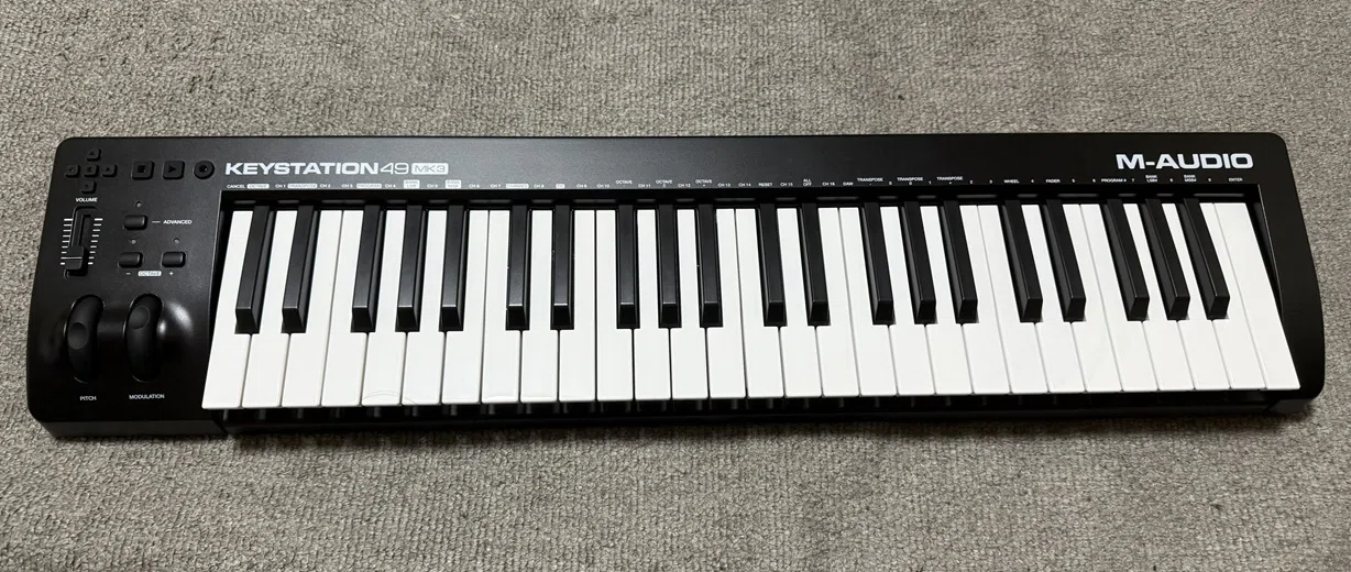 DTM用のキーボードを買いました（M-AUDIOのKEYSTATION49 MK3）｜姫草りあ