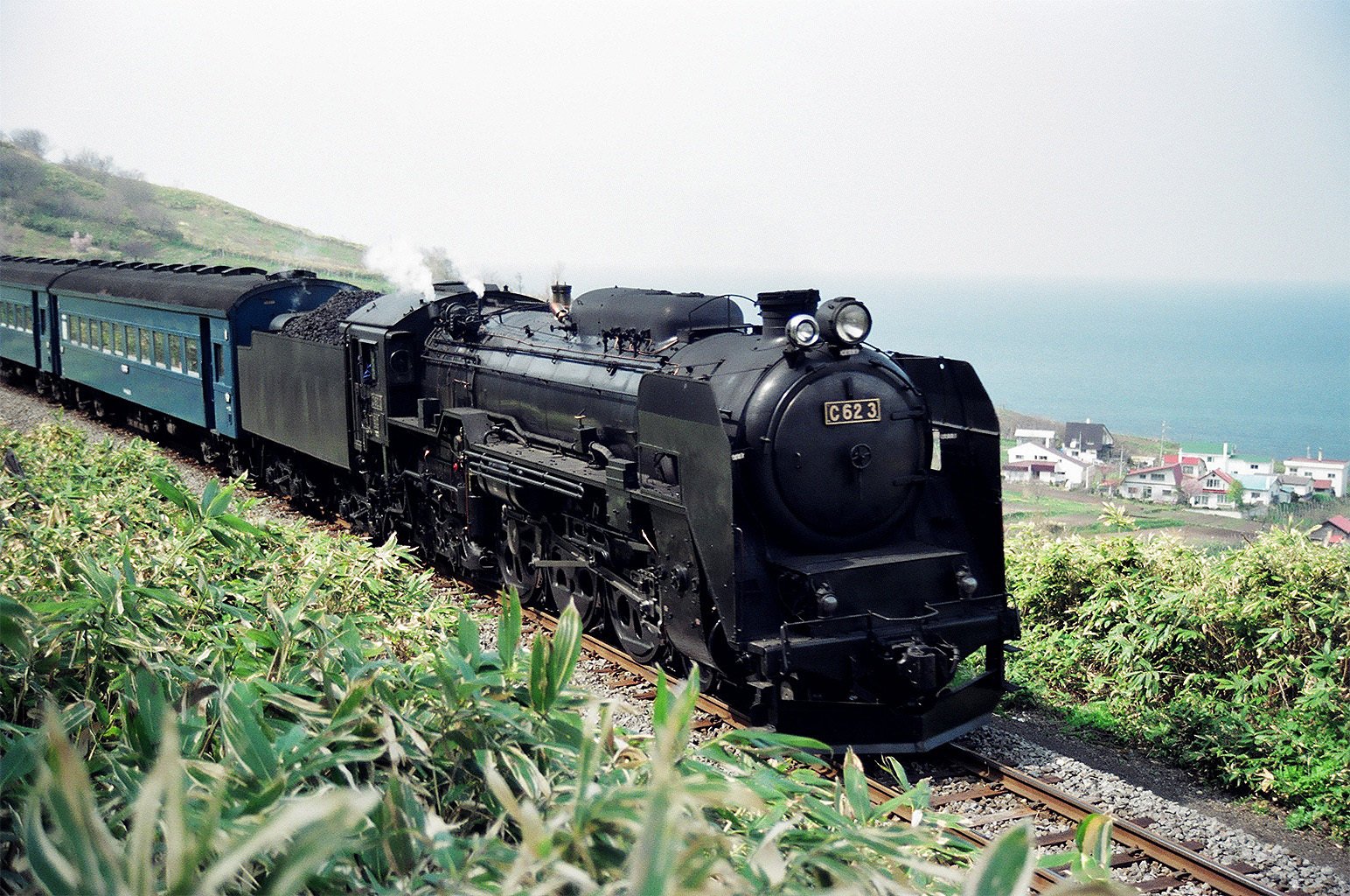 P517 栄光の名機　C62形 蒸気機関車 昭和レトロ　ヴィンテージ Vintage 】栄光の名機 C62形蒸気機関車 - メルカリ