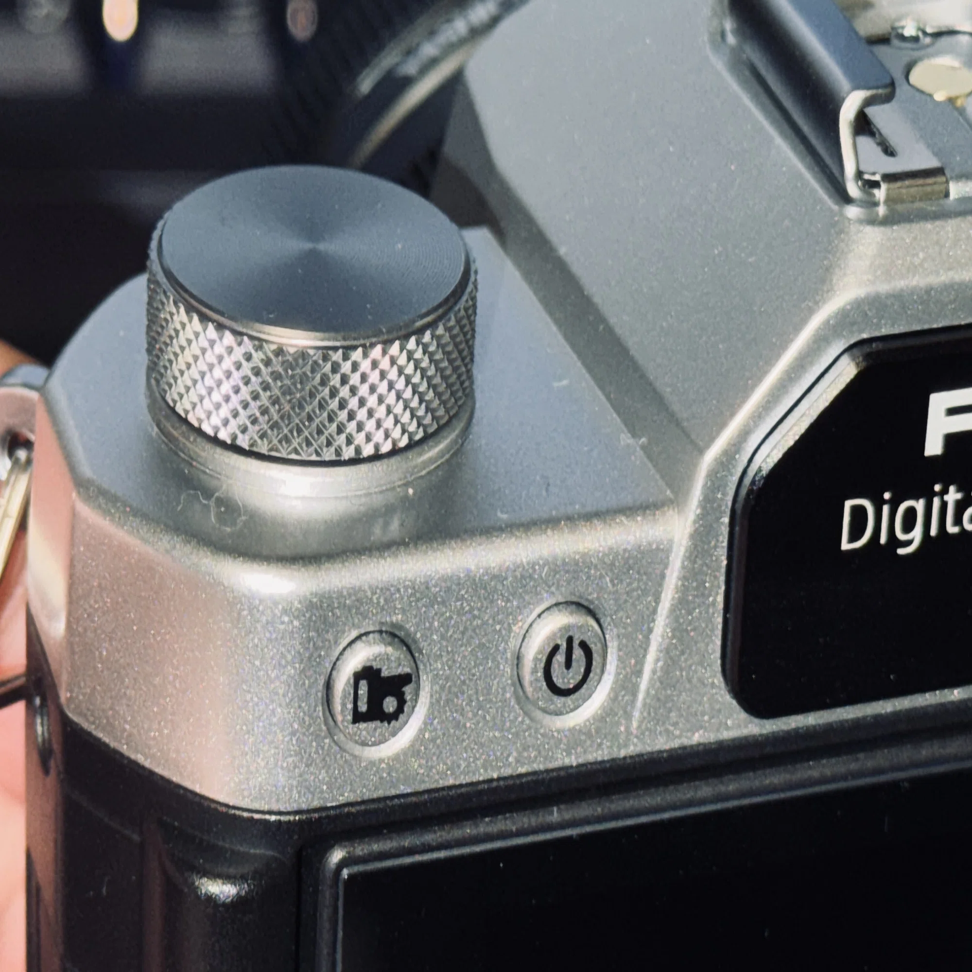 YASHICA FX-D 300、デジタルでフィルムカメラを体験できる？｜ゆーすけ 