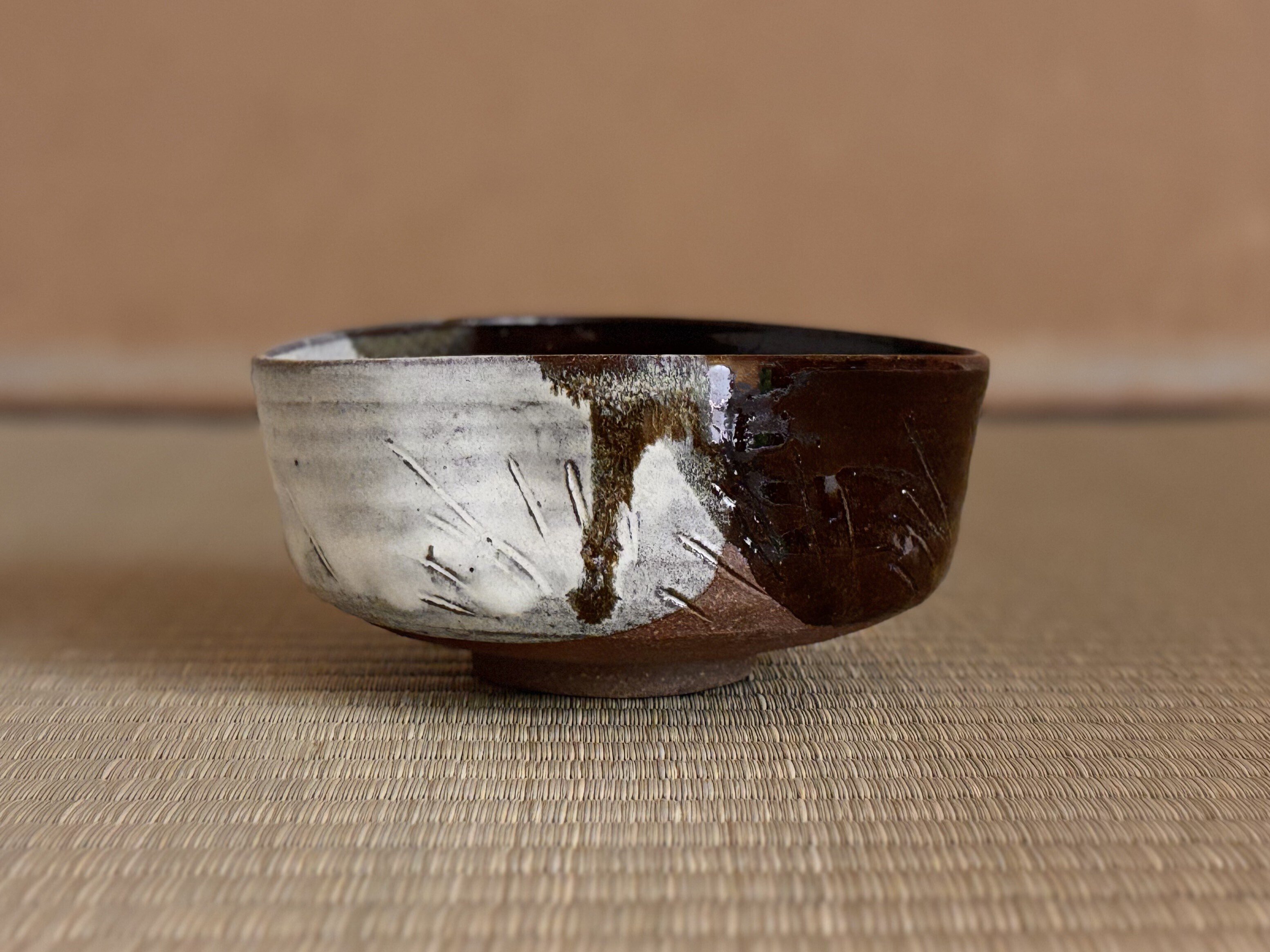 無学蒐集記〈#6〉玄琢焼「斑唐津写」ほか 古美術商・土橋嘉兵衛に