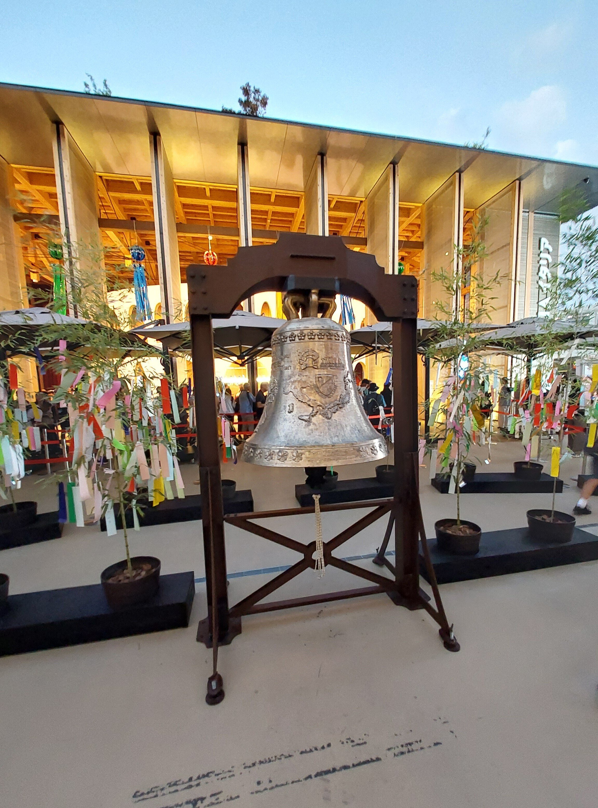 万博・イタリア館に7時間並ぶんだったら、イタリアに行ったほうが早い