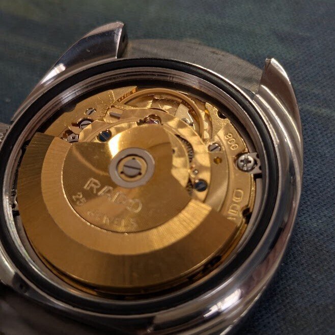 No.325 | Rado | diastar 1/E | デコでアゴでもっこり♡な時計