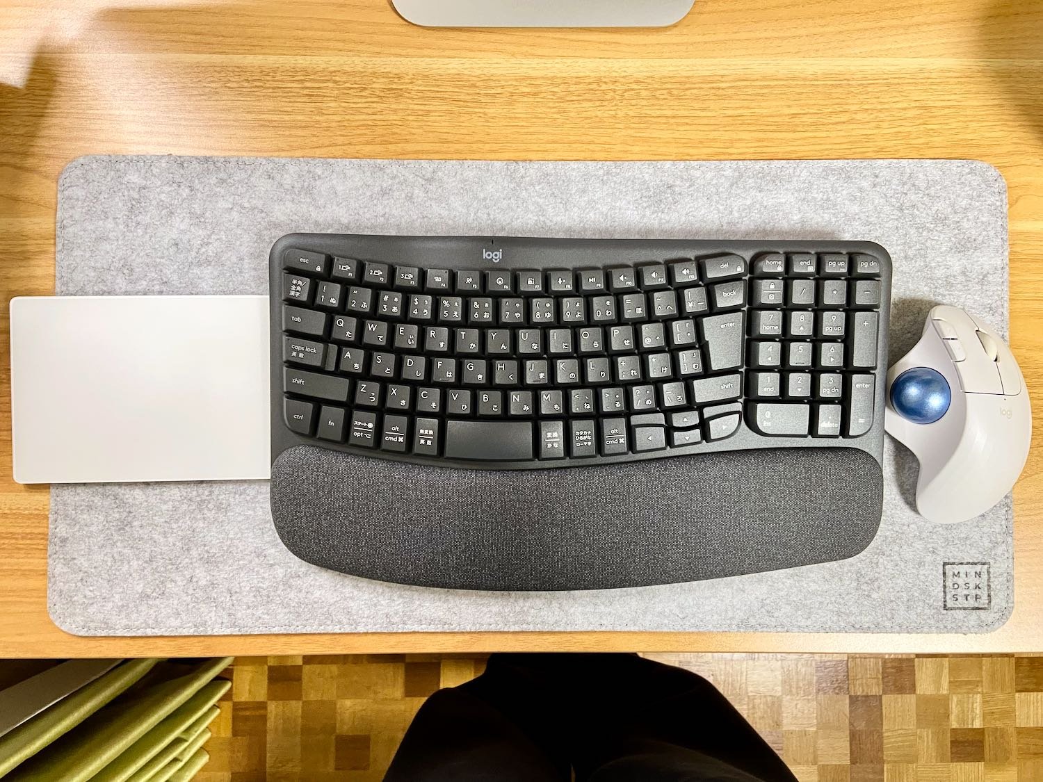 ロジクール WAVE KEYS K820 疲れにくい エルゴノミックキーボード