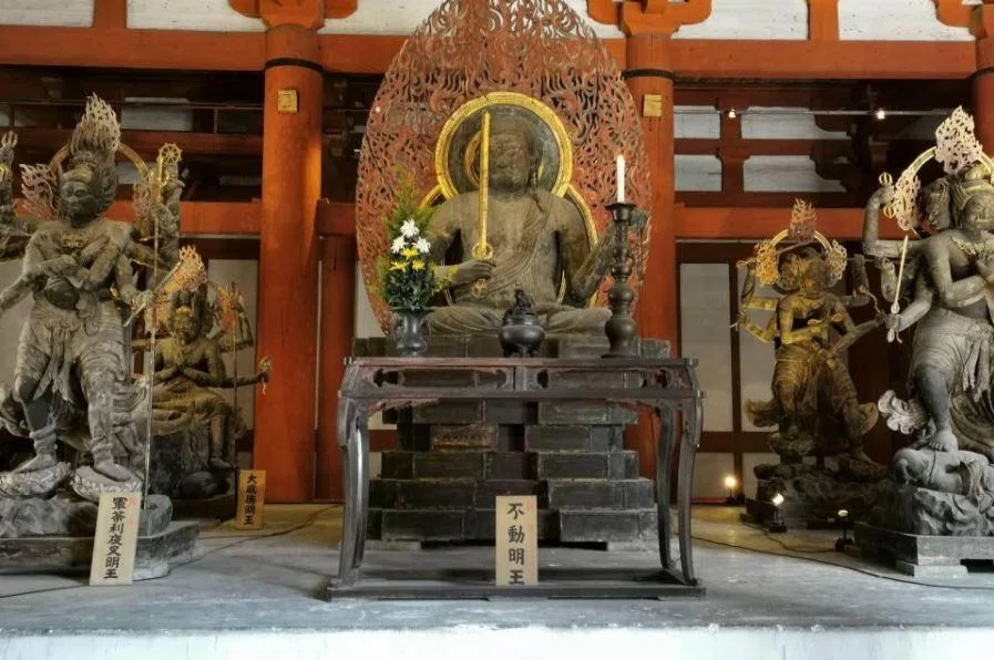 不動明王坐像　東寺監修　樹脂製　彩色　座像　仏教 おもしろの仏像⑥】日本最古のお不動さまに謎トキメク 国宝 不動明王