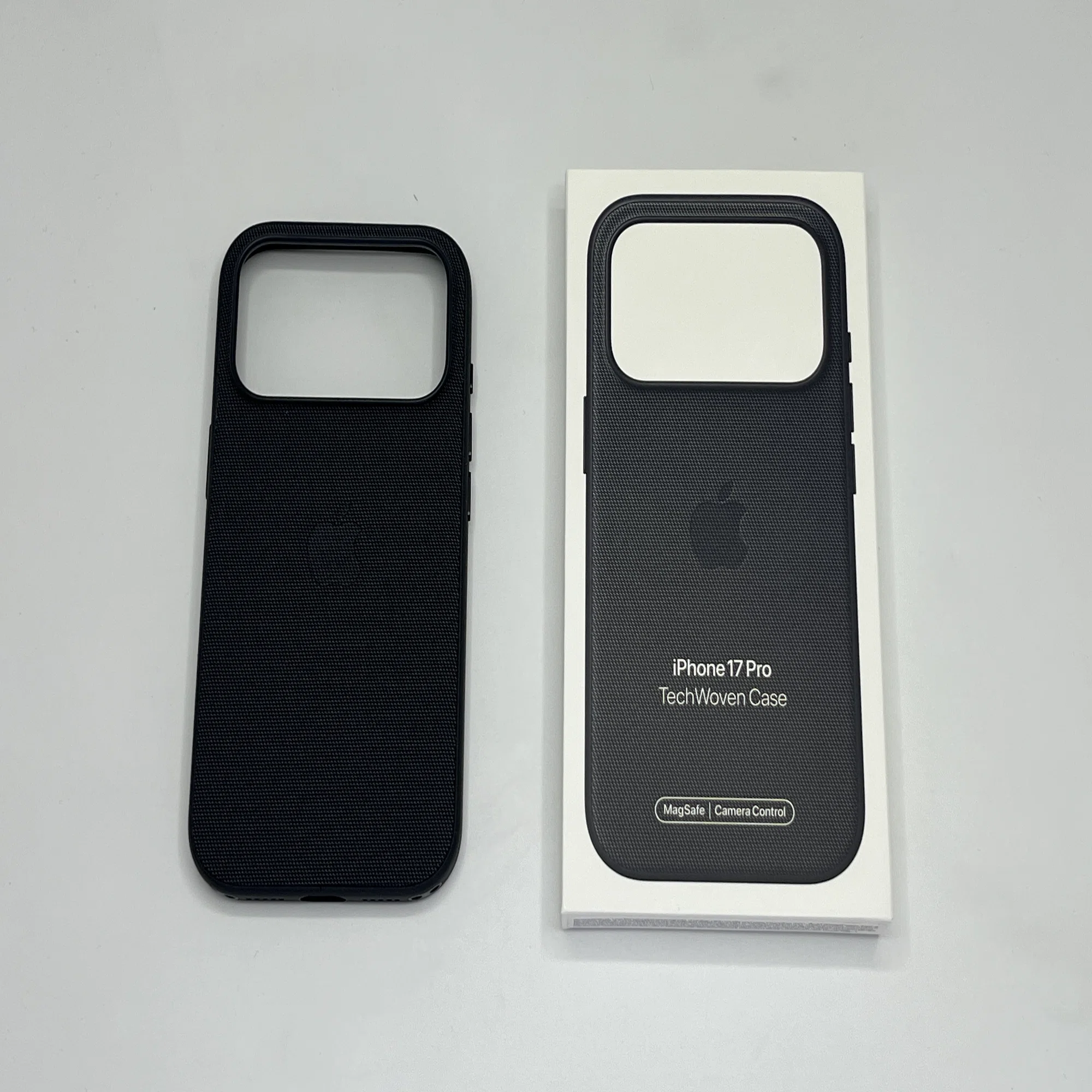 iPhone 17 Pro テックウーブンケース（ブラック）のレビュー｜KuroBox