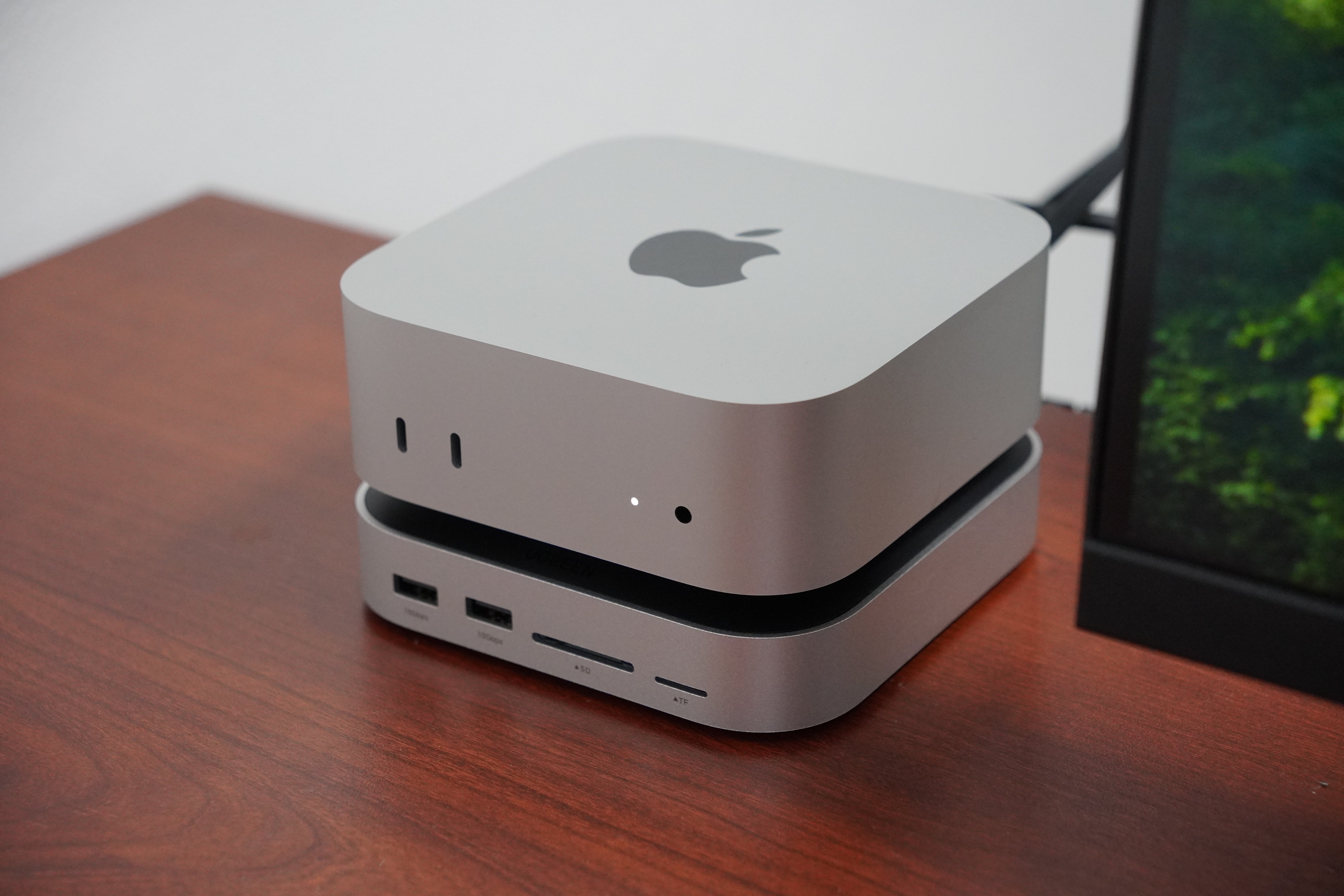 【三画面対応】Mac Mini 拡張ハブ 10in1 SSD拡張（8TBまで Amazon.co.jp: Minisopuru Upgrade 8 in 1 Mac Mini Hub & Stand