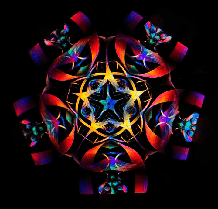 Mirror Cruise x Towk 万華鏡二人展 2025 12/20(Sat)-2026 1/4(Sun