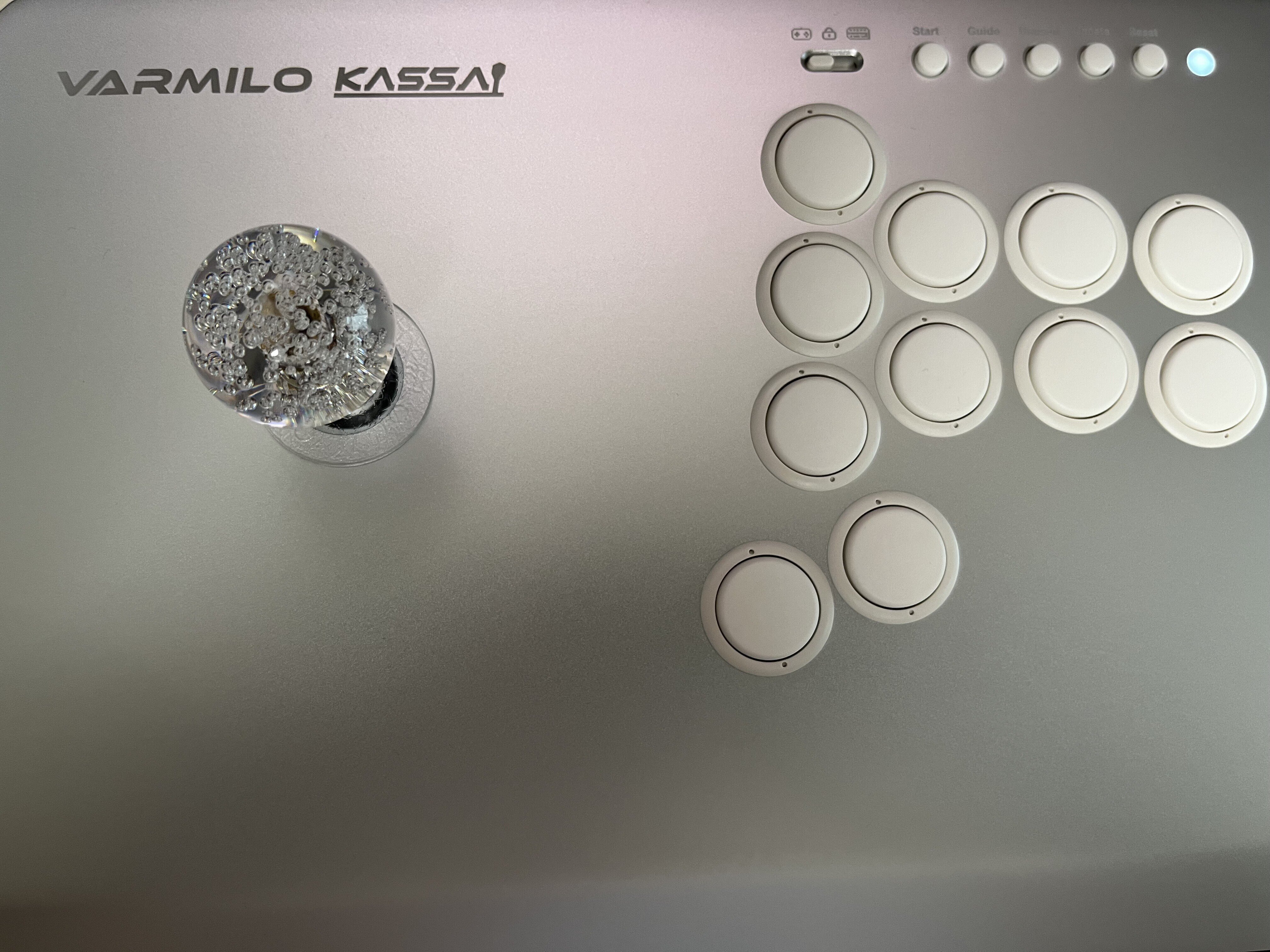 アケコン紹介】VARMILO KASSAI の感想とPS5版の注意点 ｜セラニ