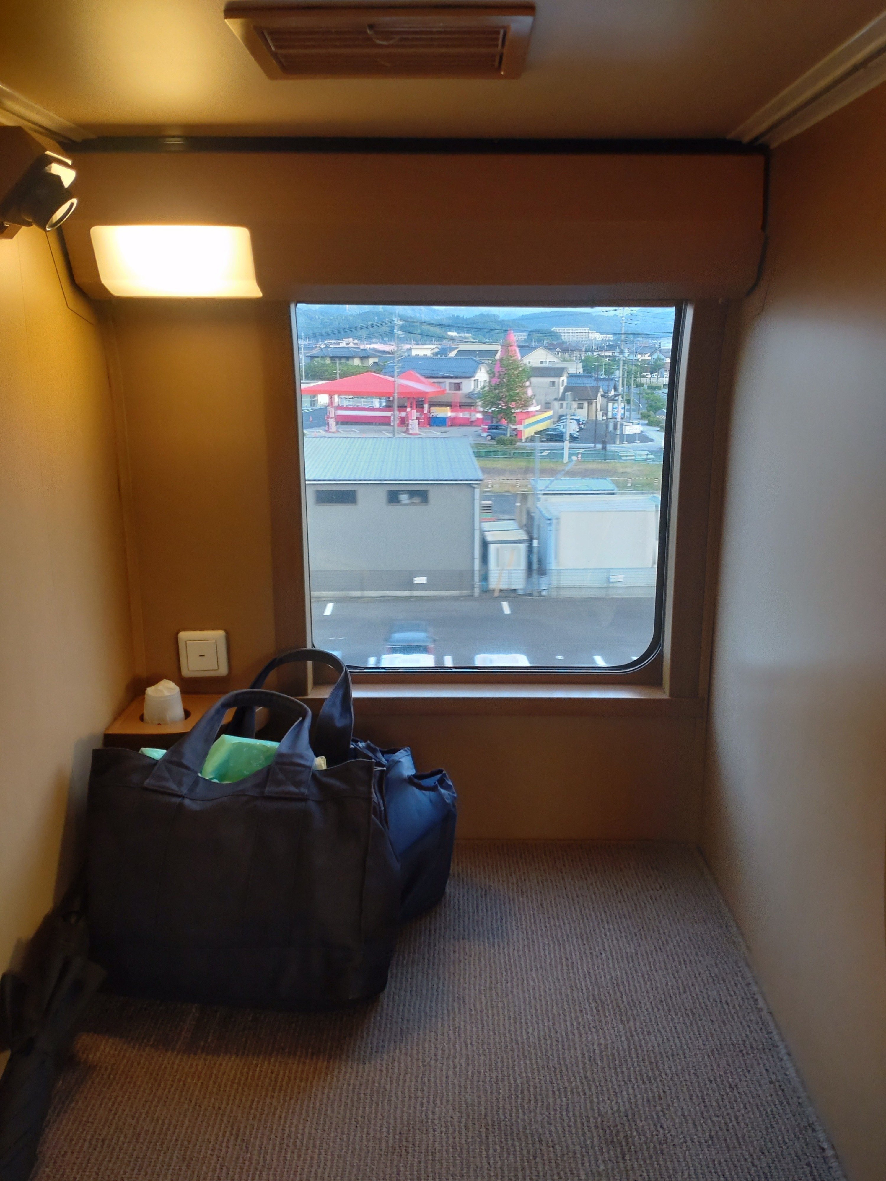 69. 【旅行記】サンライズ出雲の旅〜復路はノビノビ座席〜｜knoll@英語