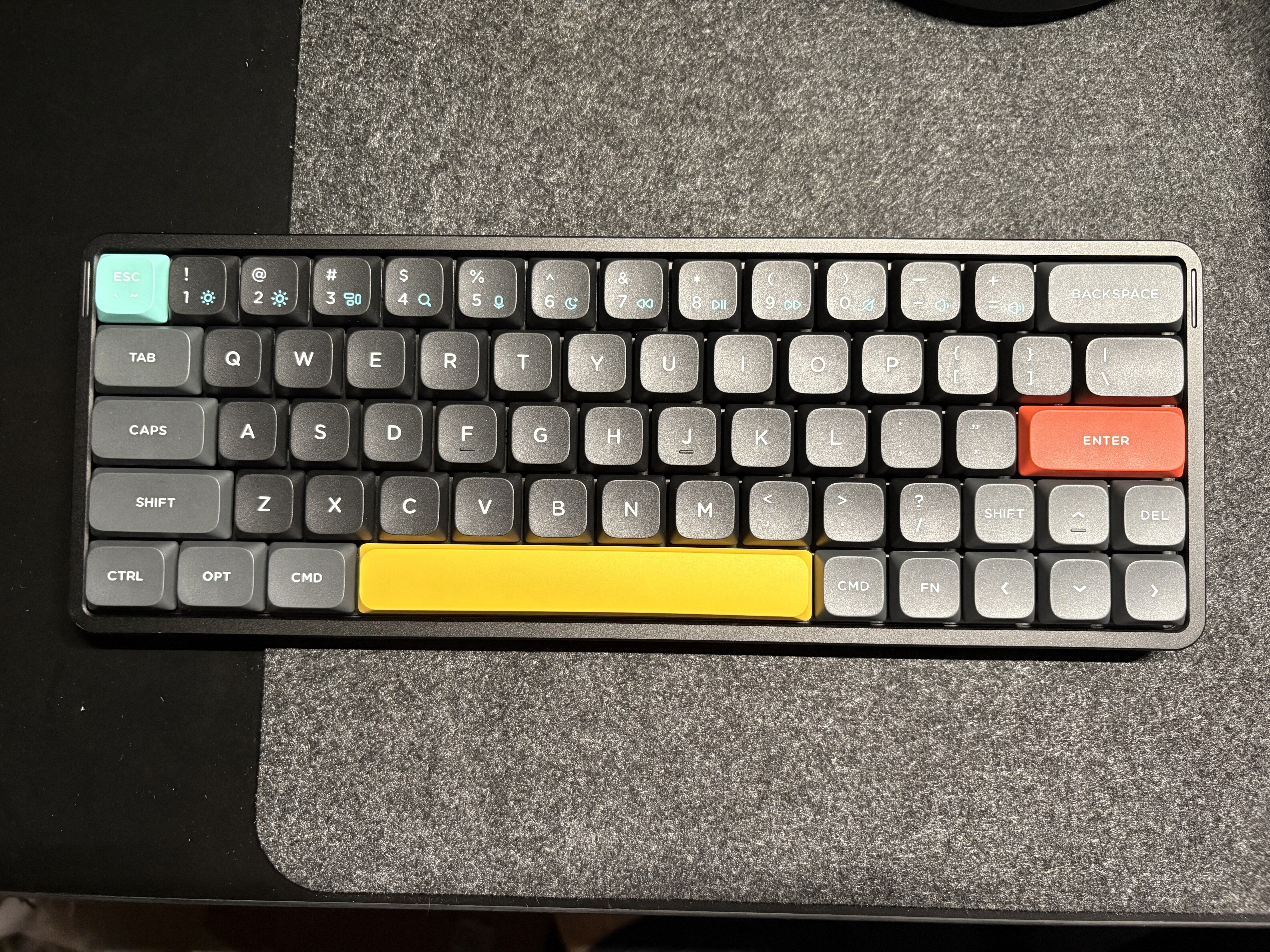 Nuphy 60 V2を無刻印化した｜あいおみ