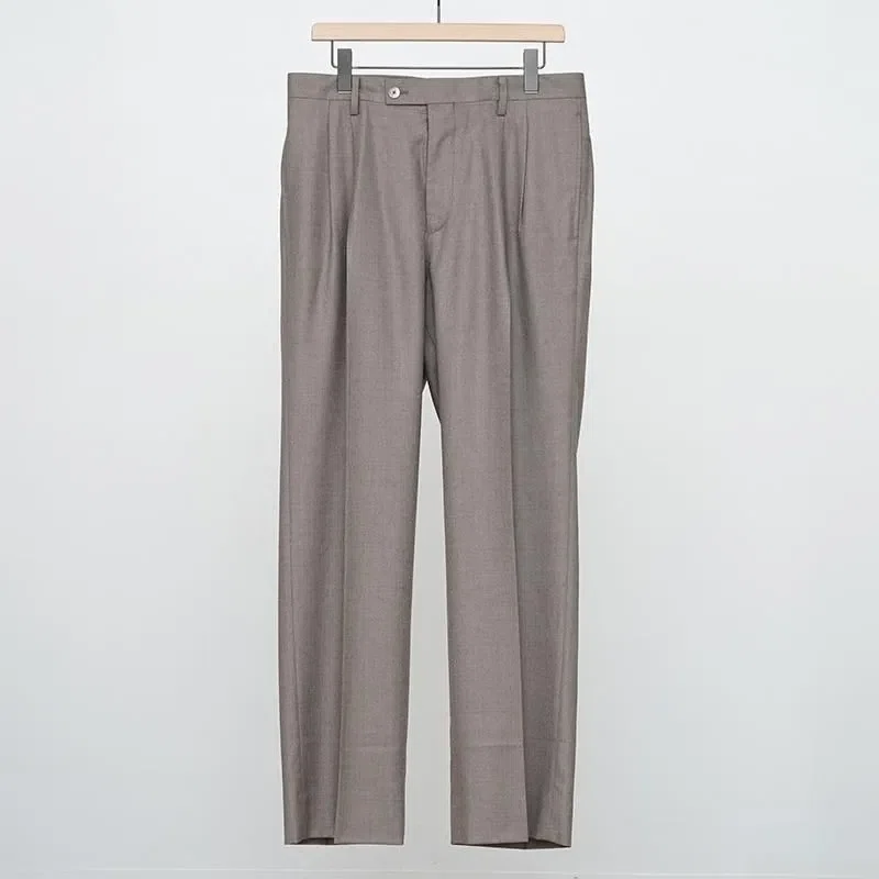 AURALEEより「SUPER LIGHT WOOL TWO-TUCK SLACKS」発売です!|THIRTY AURALEEより「SUPER LIGHT WOOL TWO-TUCK SLACKS」発売です!|THIRTY