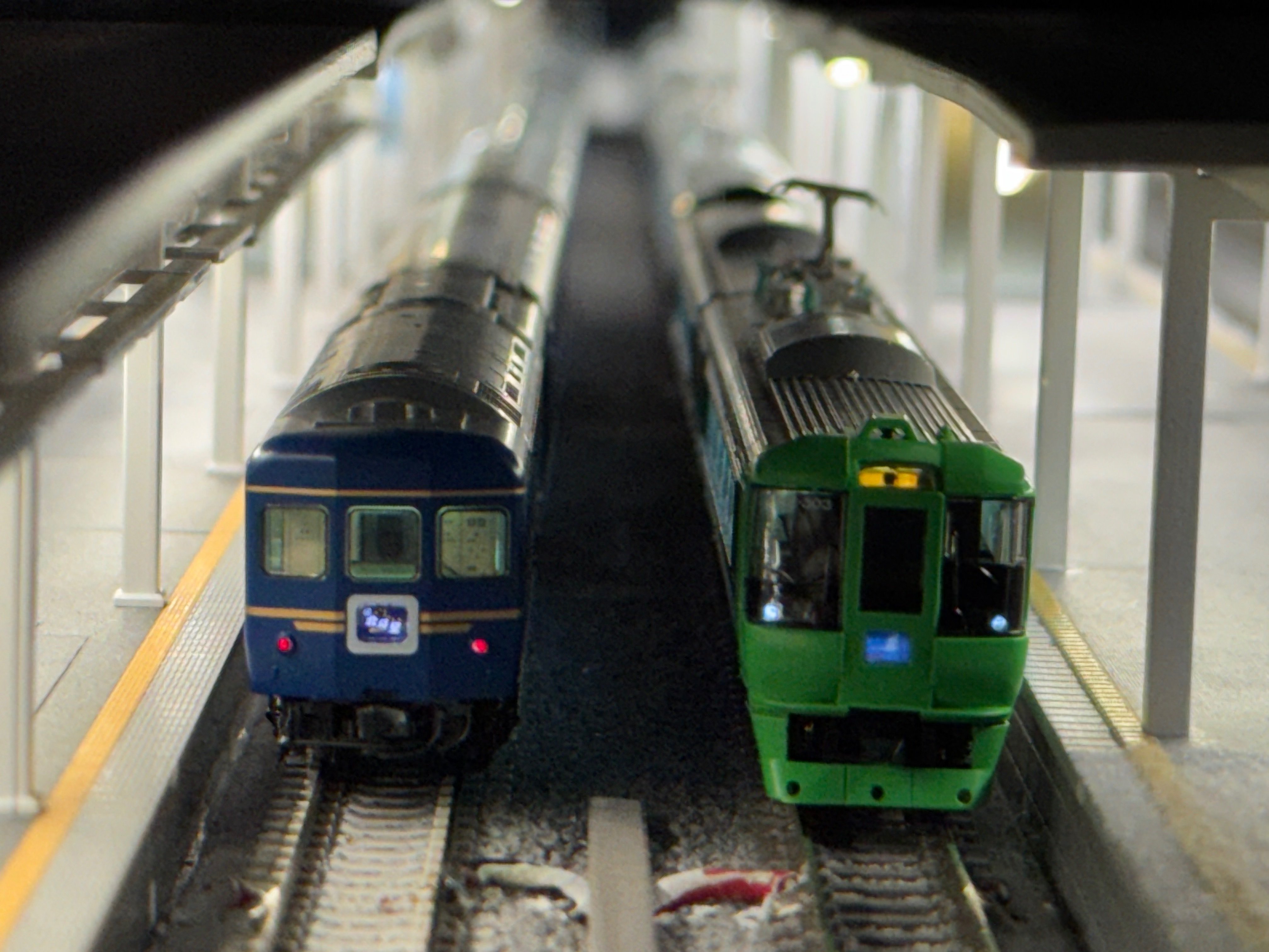 スーパー白鳥　乗車口案内板　JR東日本　鉄道部品　廃品放出品 FRONT CAB】Limited Express SUPER HAKUCHO No.1 From Aomori to
