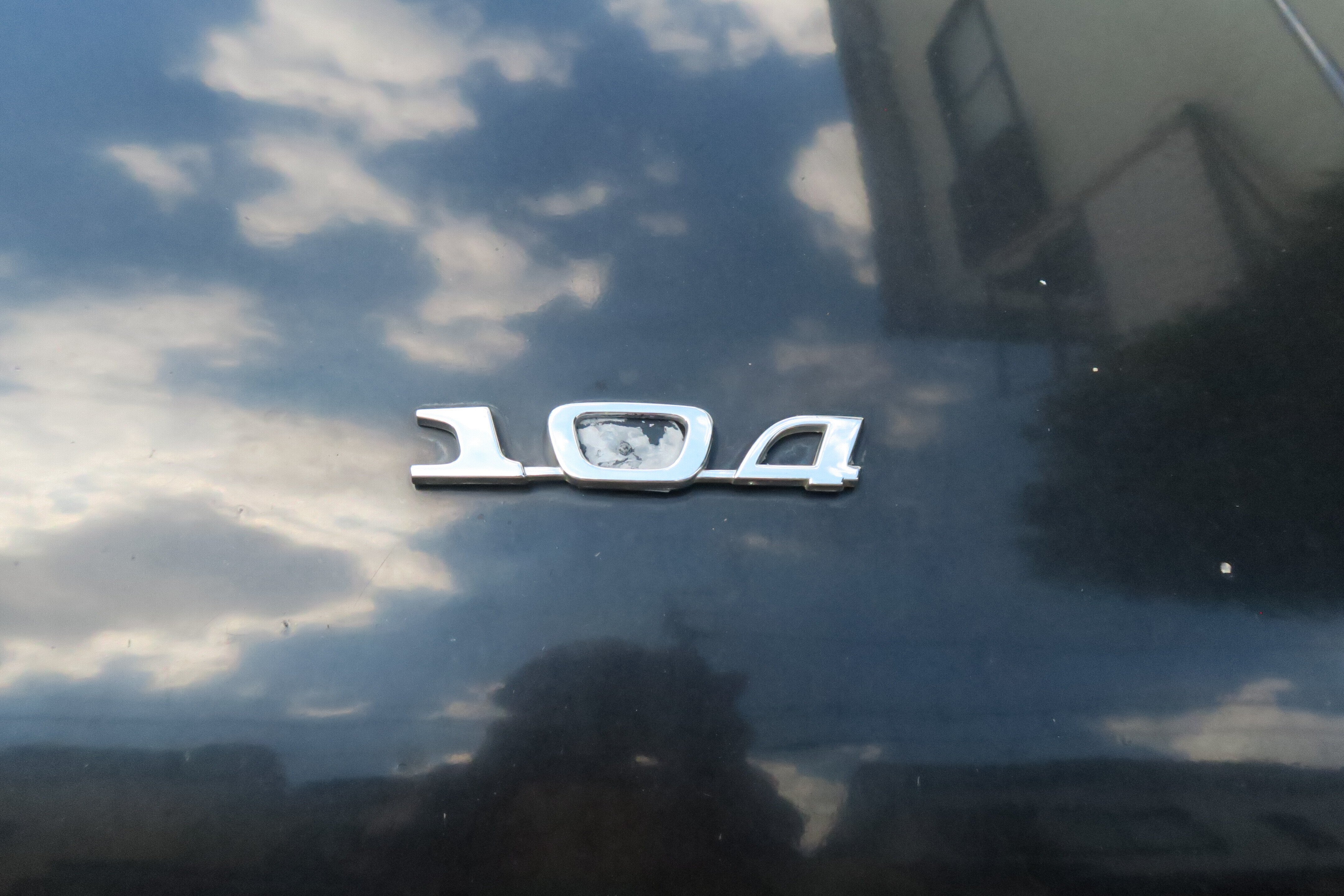 1年かけてパリから東京まで走ってきた。10年10万kmストーリー 第109回