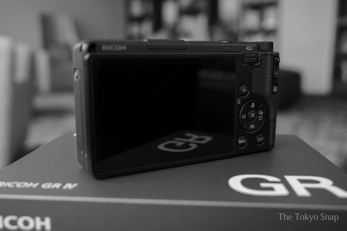 RICOH GR IV 未開封 新品未開封 RICOH GR IV リコー GR4｜Yahoo!フリマ（旧PayPay