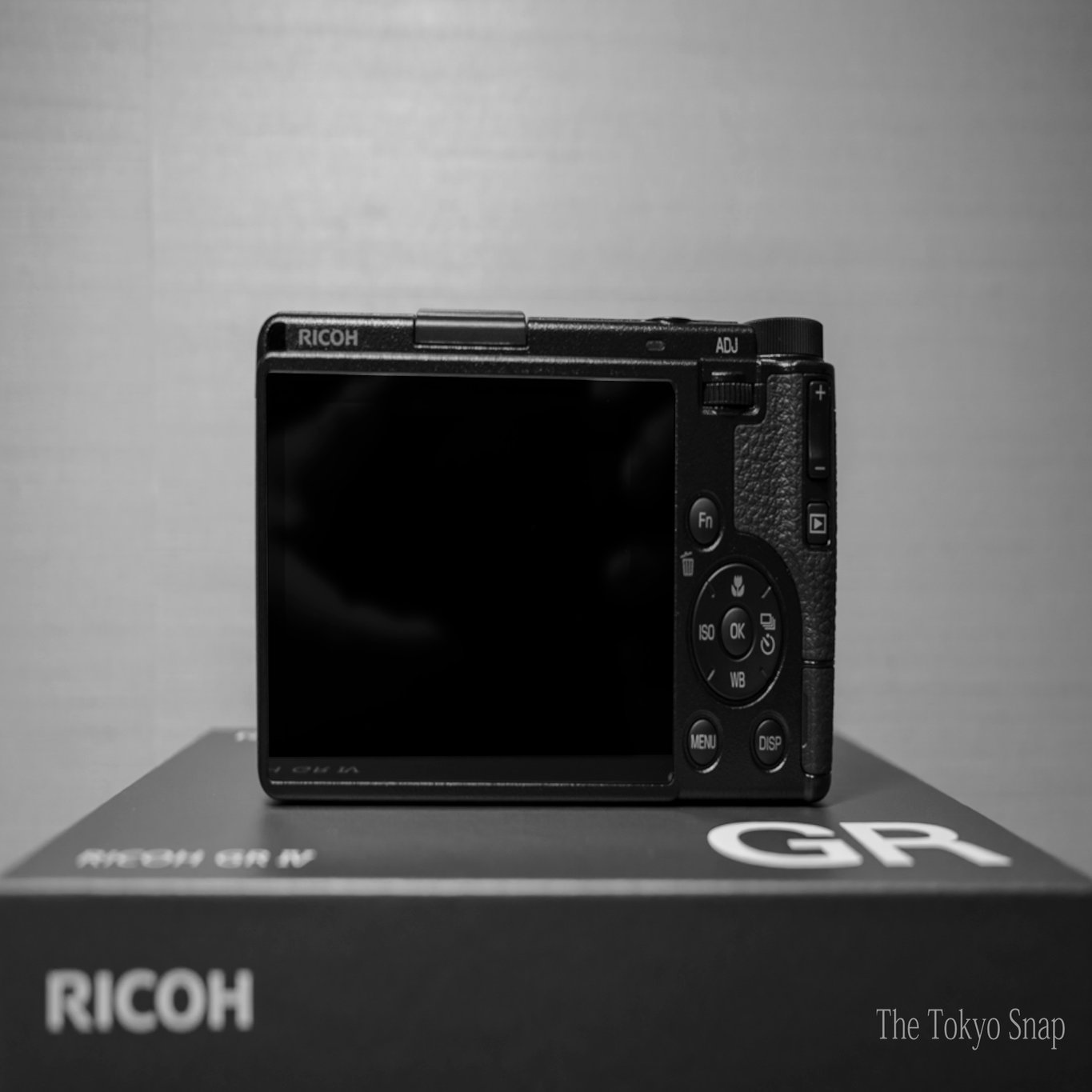 RICOH GR IV 開封の儀｜K | The Tokyo Snap