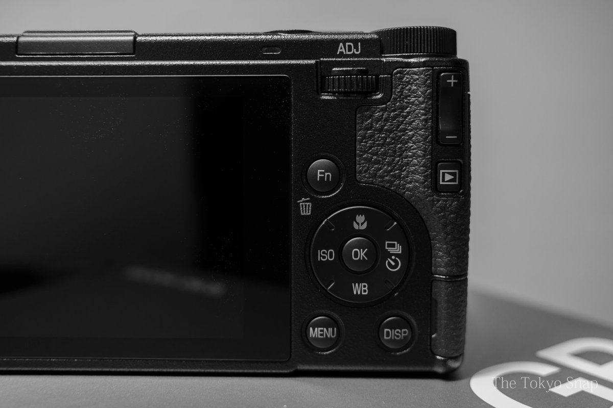 RICOH GR IV 未開封 RICOH GR IV 開封の儀｜K | The Tokyo Snap