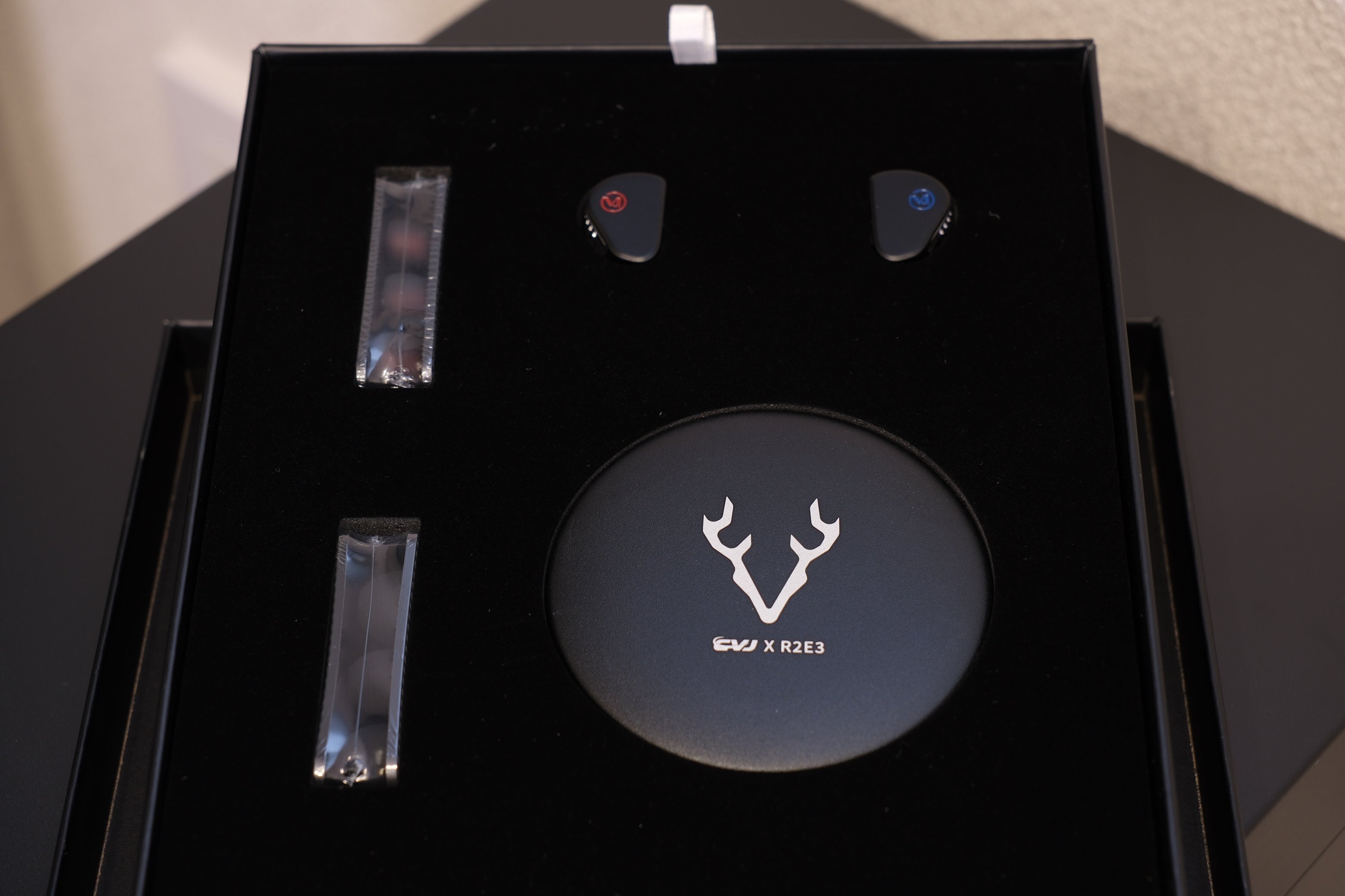 CVJ Medusa 10mm デュアルマグネット イヤホン CVJ Medusa 10mm デュアルマグネット イヤホン C99908236 - イヤホン