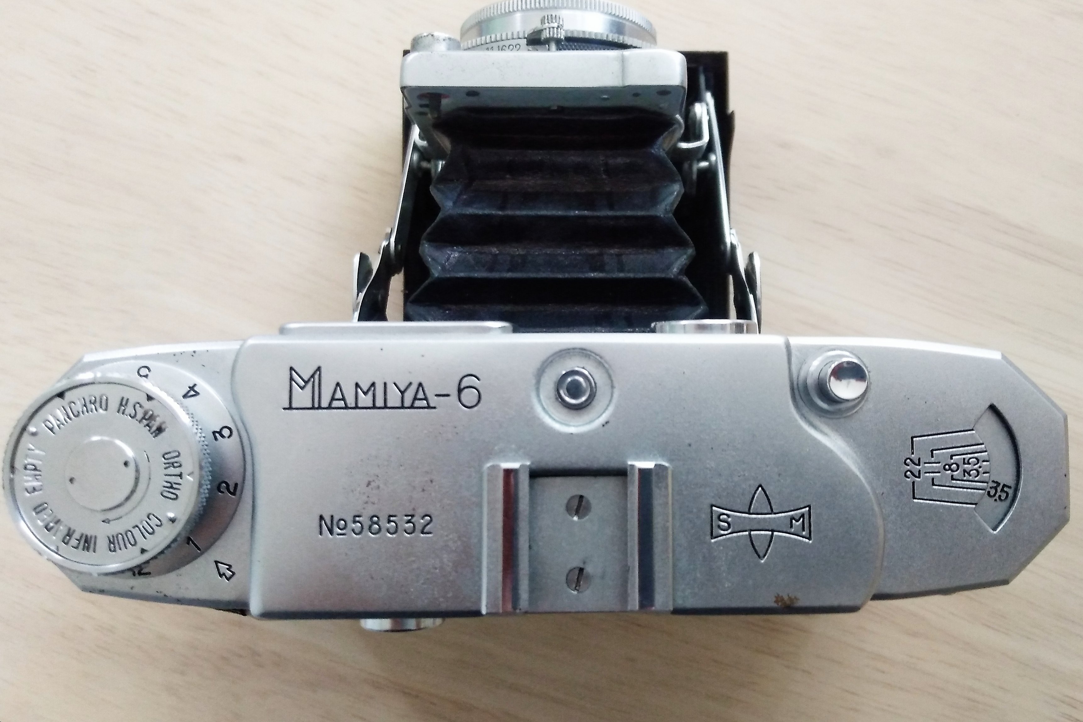 Mamiya UオートフォーカスAUTO FOCUS 通電確認済　ジャンク扱い Mamiya UオートフォーカスAUTO FOCUS 通電確認済 ジャンク扱い