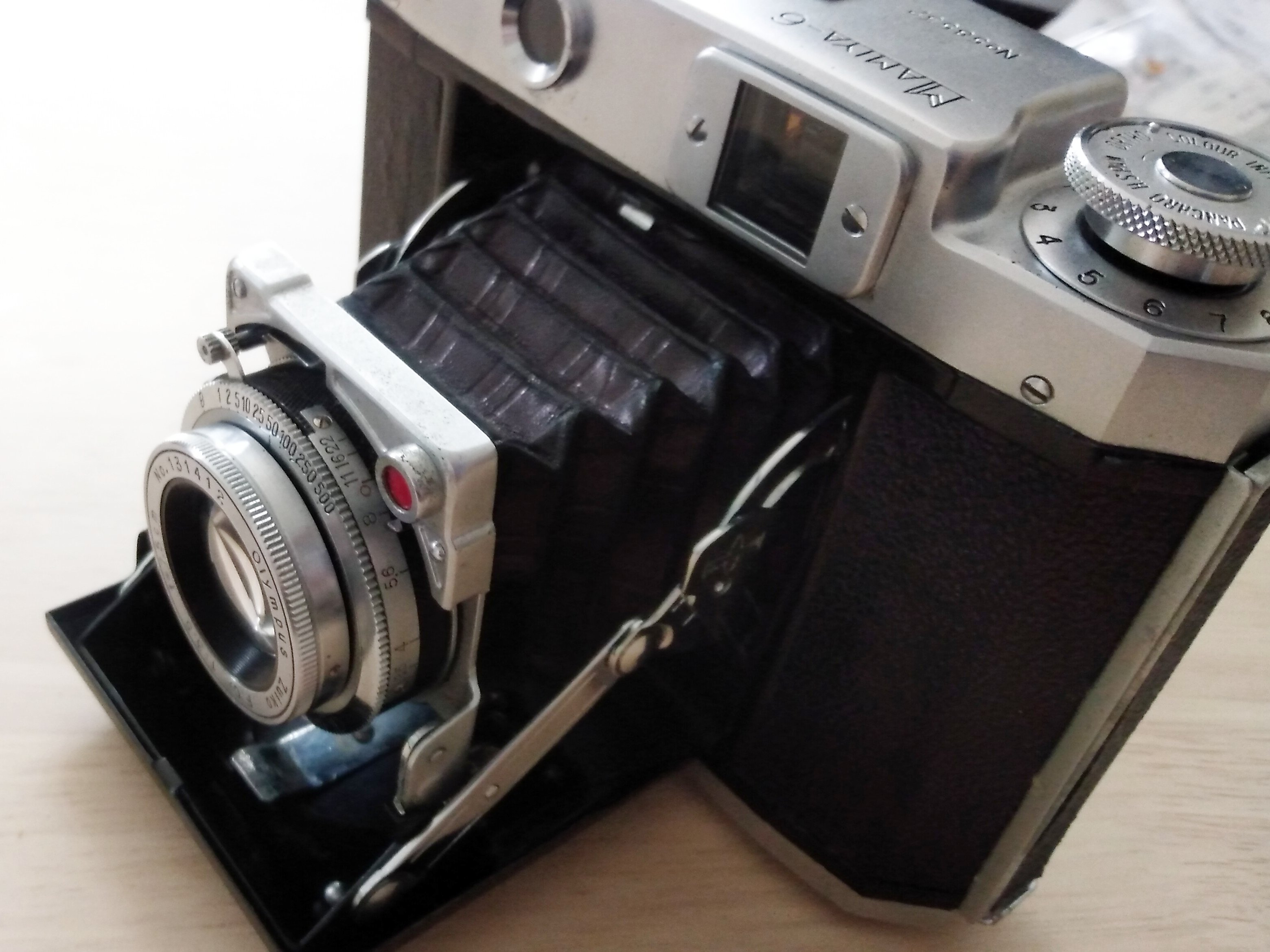 ★美品★マミヤ MAMIYA-6 蛇腹カメラ Yahoo!オークション -「mamiya-6 蛇腹カメラ」の落札相場・落札価格