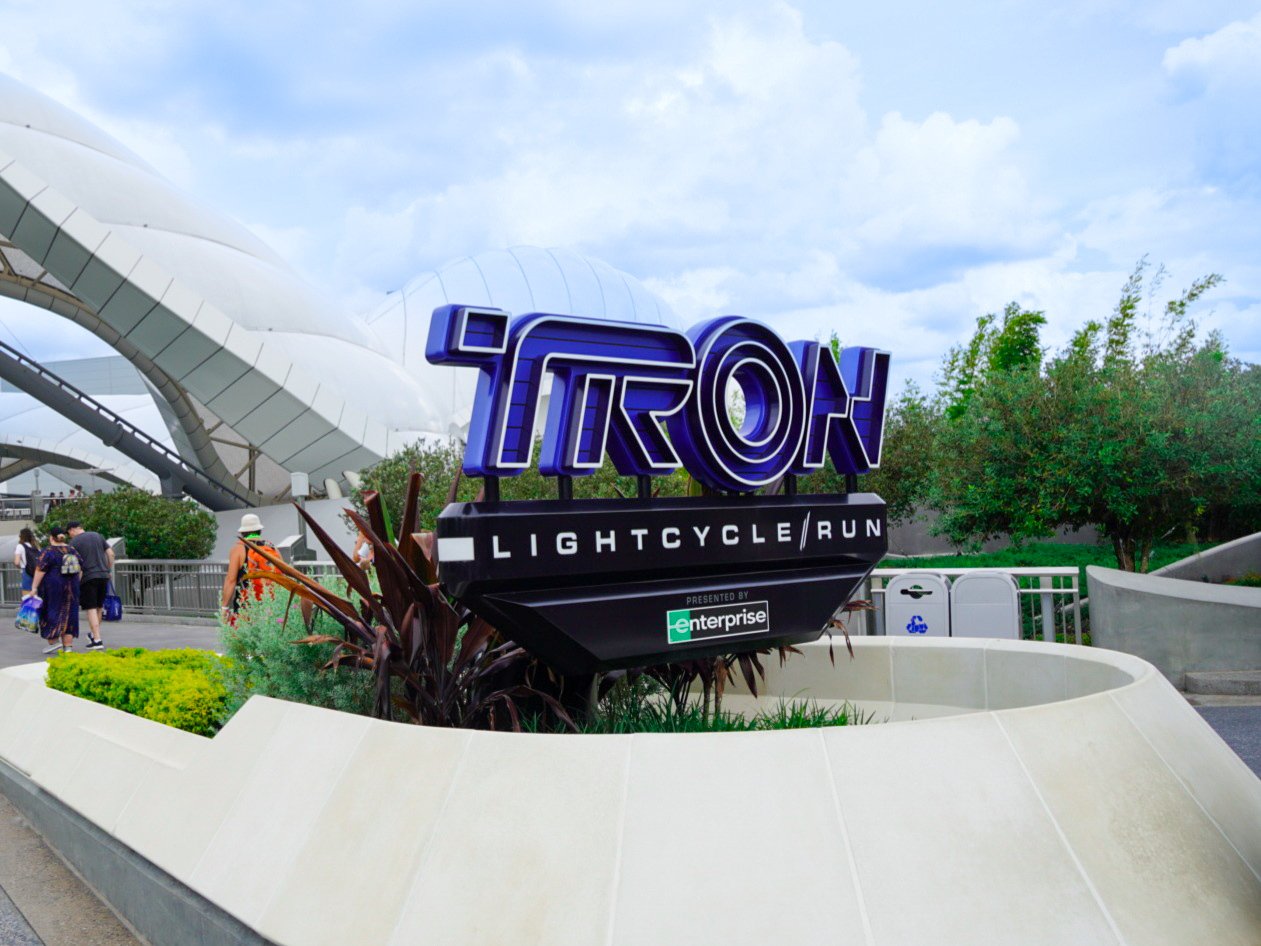 ディズニー マジックキングダムトゥモローランド プロップサイン ディスプレイ ディズニー マジックキングダムトゥモローランド プロップサイン