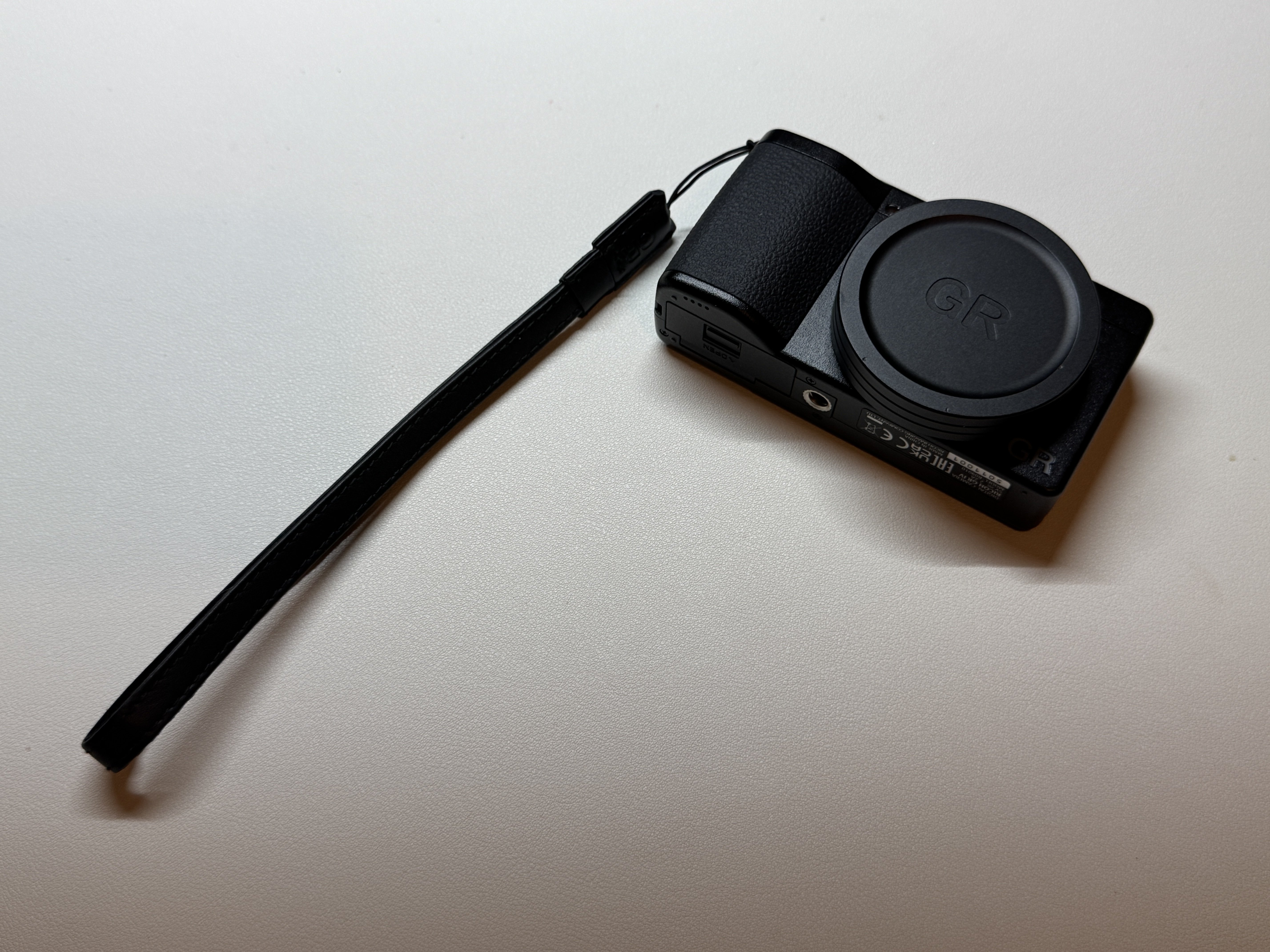 GR IVと一緒に購入したアクセサリー紹介｜K | The Tokyo Snap