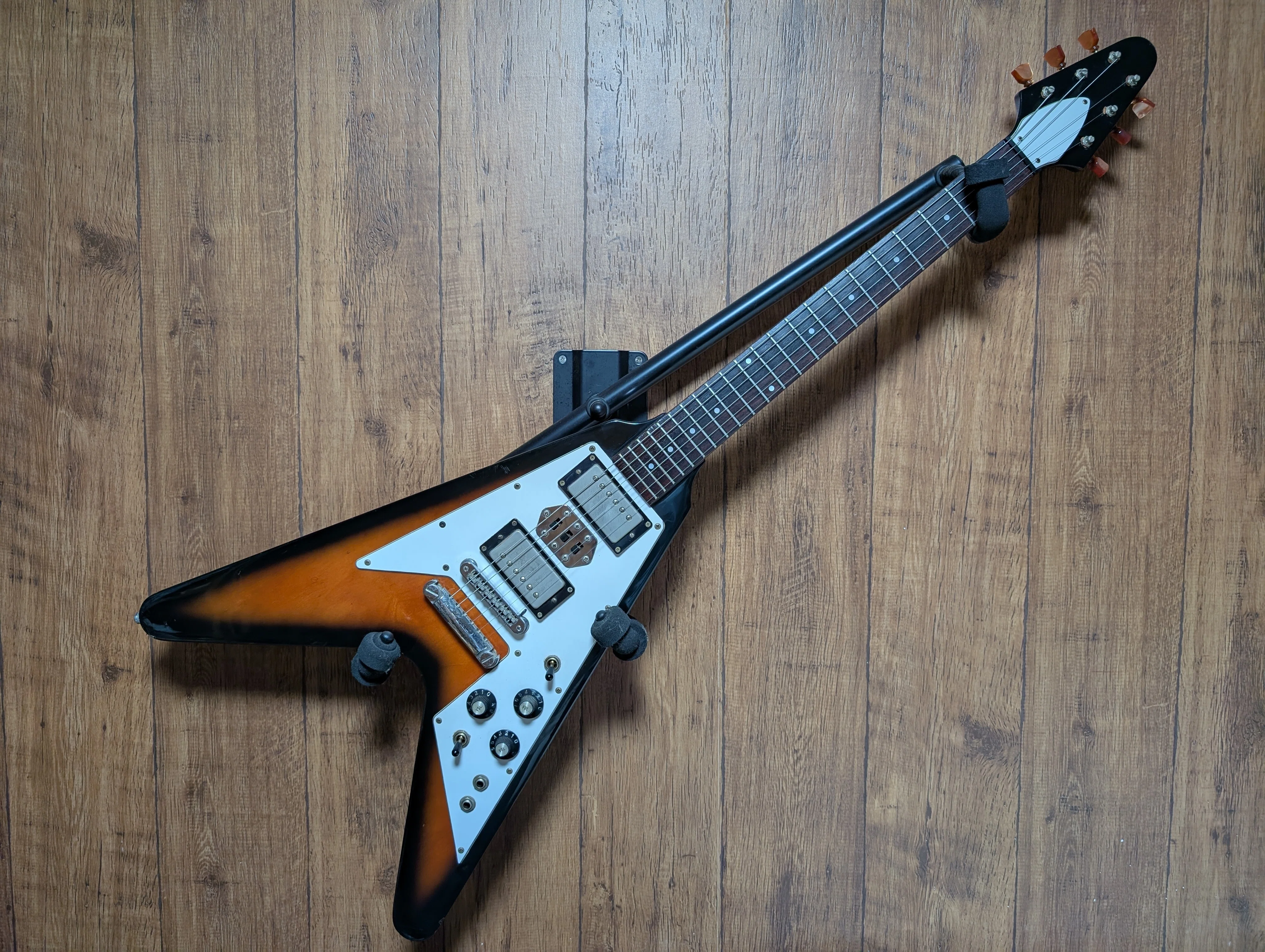 T*読様 ダンカンデザイン Duncan ハンドメイド クラフト 工房系ギター The guitar that took such good care of me｜歌月工芸