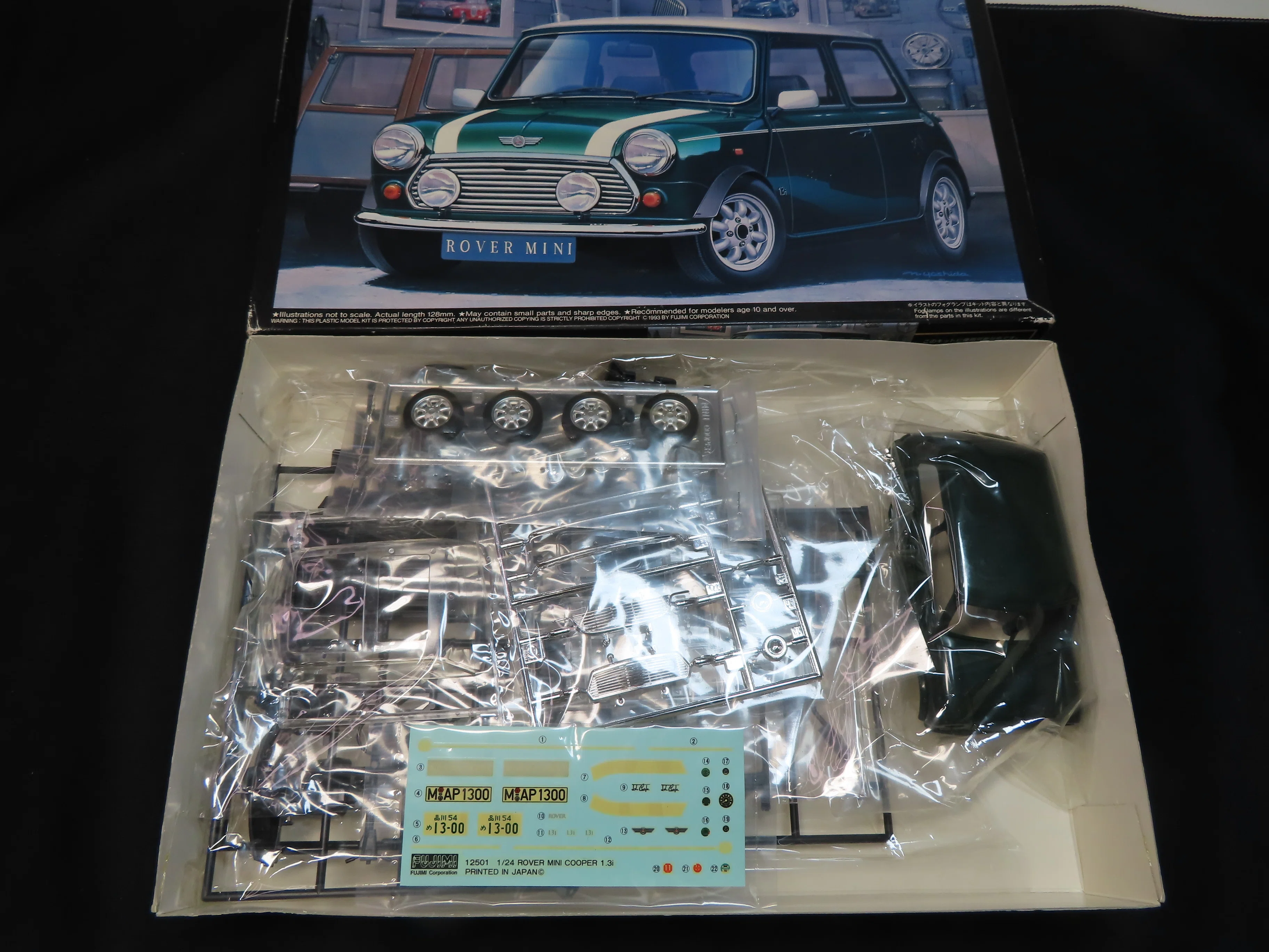 MiniCooper1/24フジミ1.3iモンテカルロ1994 ジオラマケース付 FUJIMI】ROVER MINI COOPER 1.3i｜積みプラ大好きオヤジ