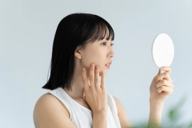 「夜型×肌荒れ」はなぜ起こる？—まず“地図”を持つ｜宮崎県漢方薬局ほどよい堂