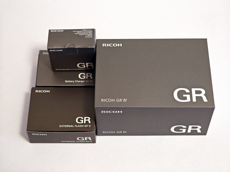 の*き様 2680ショット - GR DIGITAL IV - 箱 - アクセサ GR IV』 RICOHの新しいカメラがかなり良い😊（レビュー
