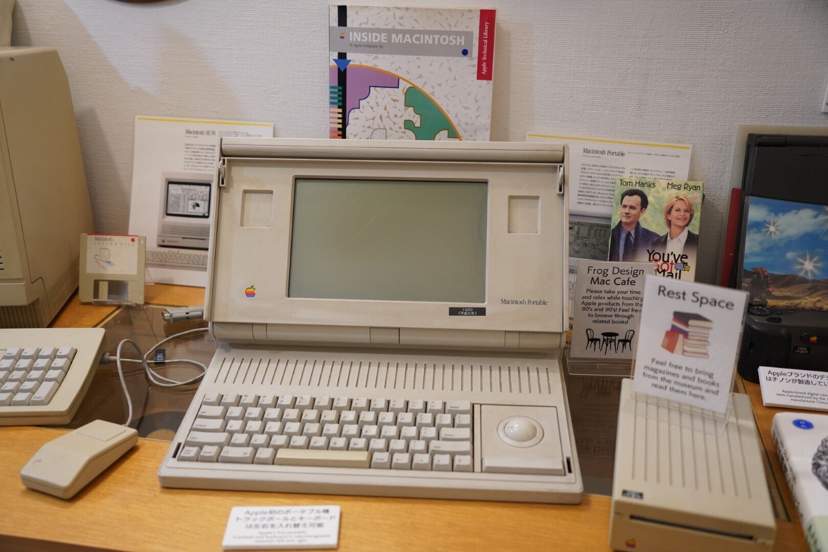 絶滅メディア博物館の収蔵品の旅(4) - アップル製品たち｜kzn