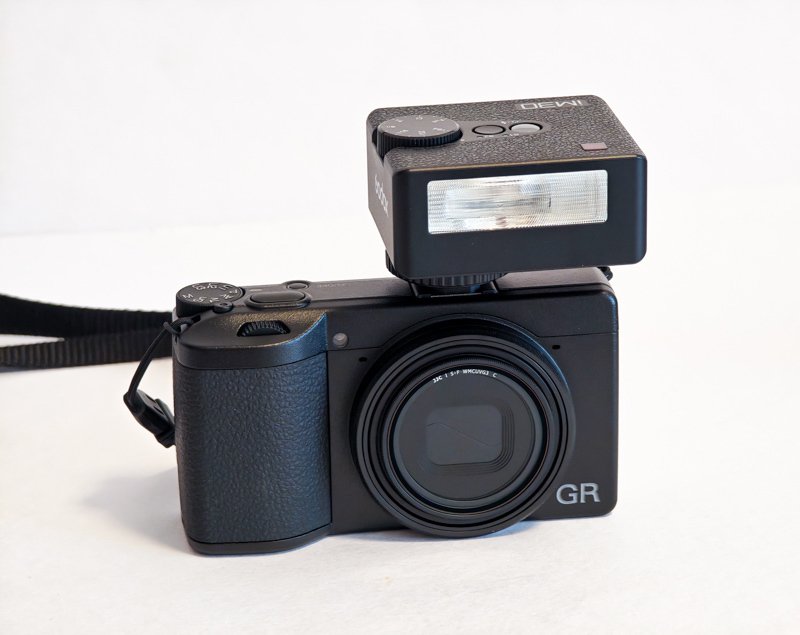 RICOH GR Digital IV　ショット2543回　状態良好 Ricoh GR Digital IV review: Ricoh GR Digital IV - CNET