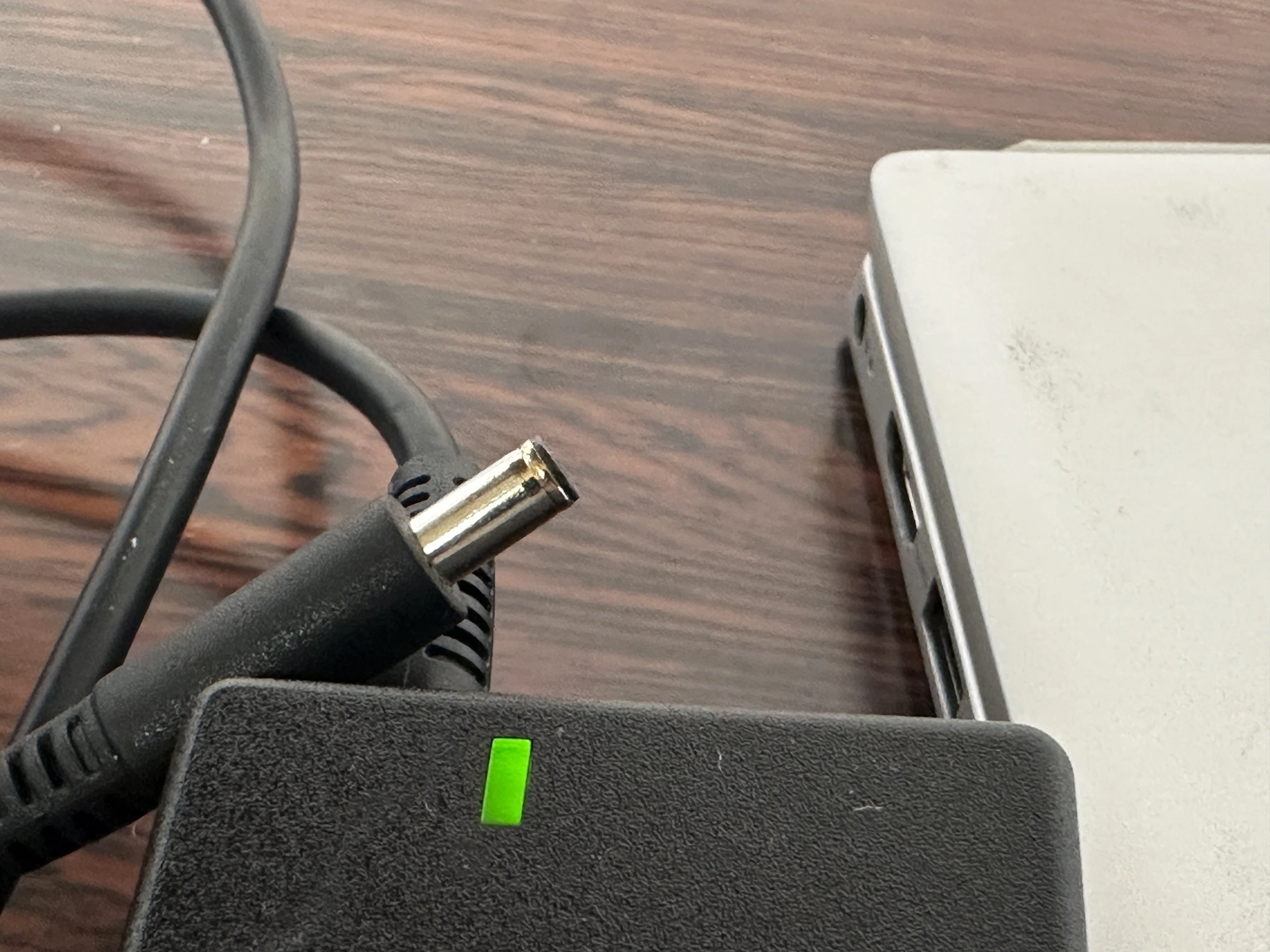 Inspiron 16 5625 電源が入らない ACのLEDが消える マザーボード修復