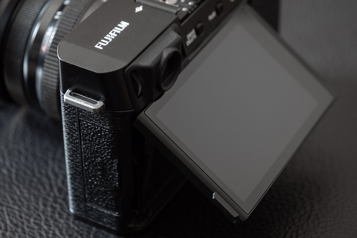 FUJIFILM X-E4｜藤井智弘