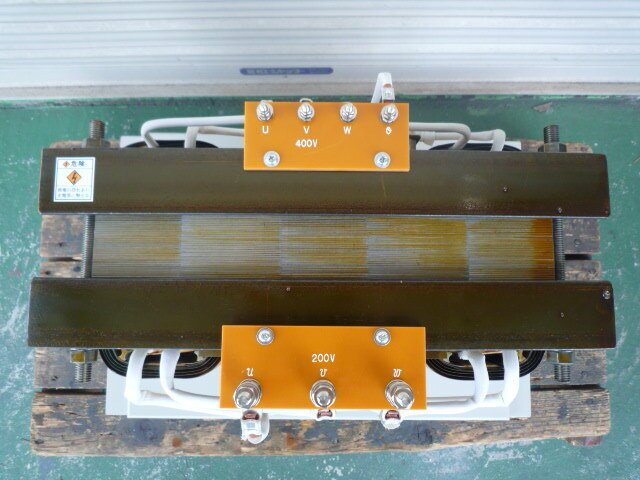 トランス　アキテック　400v-200v 500va トランス アキテック 400v-200v 500va