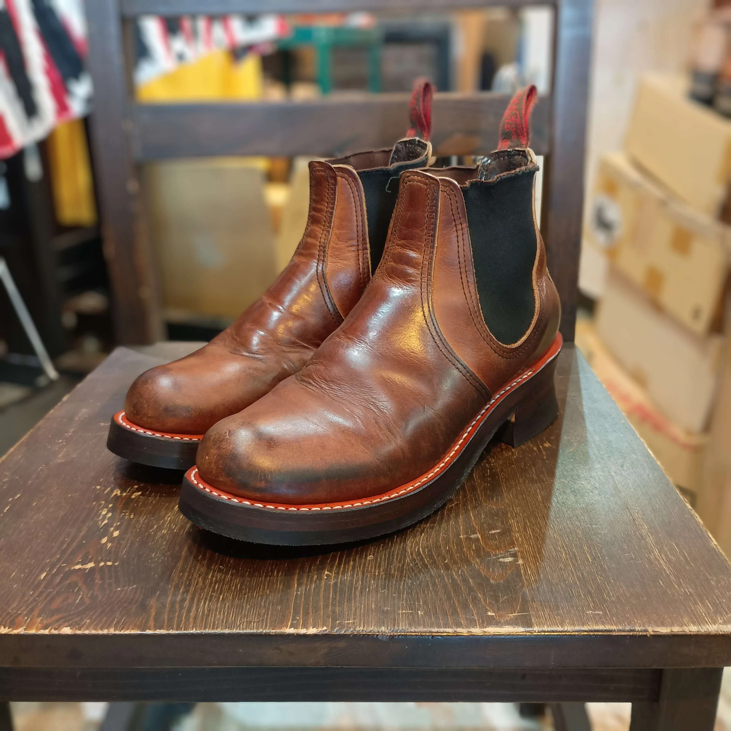 Resole/ソールカスタム】Red Wing#8897 Chelsea+vibram#430 Resole/ソールカスタム】Red Wing#8897 Chelsea+vibram#430