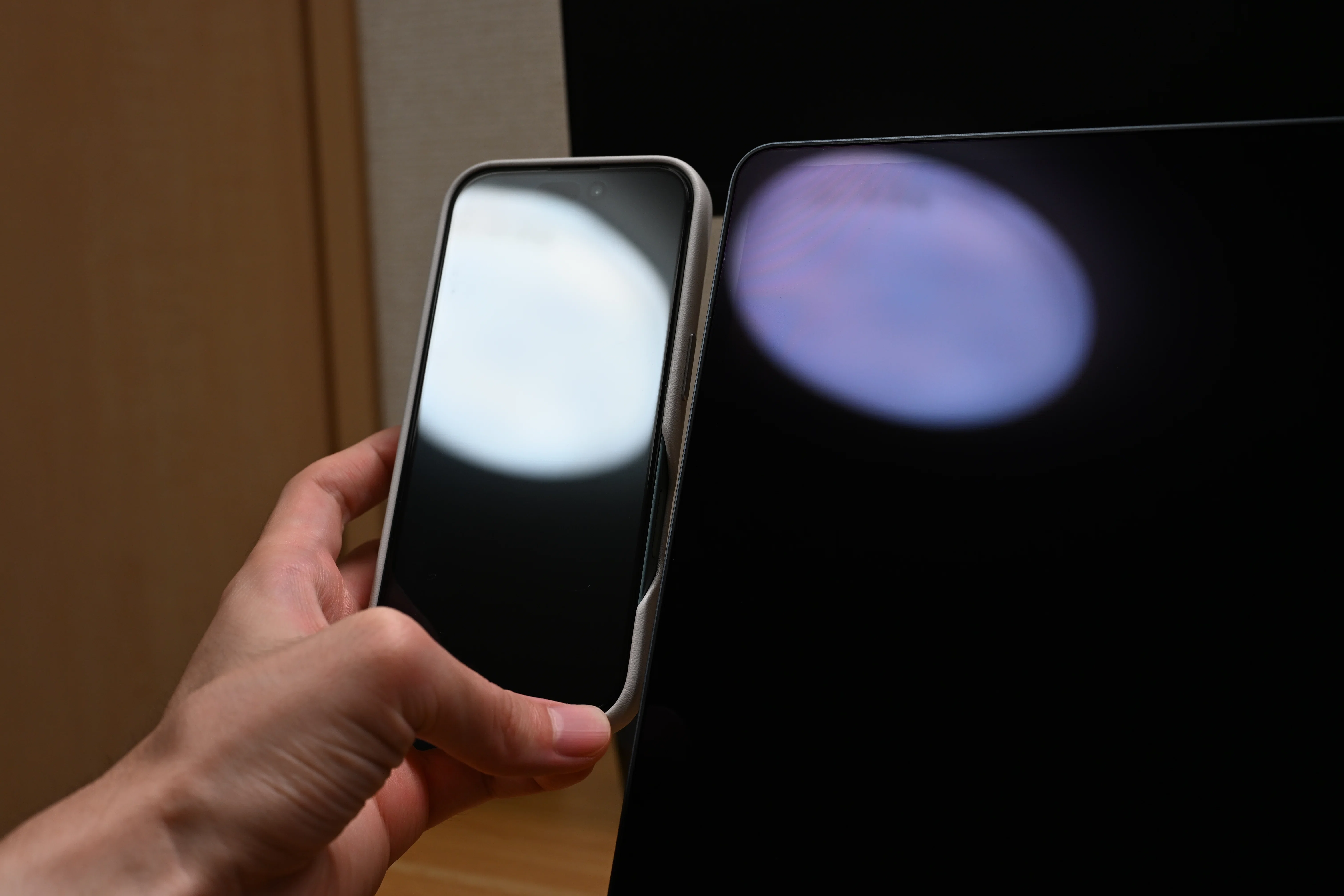 MacBookのフィルム剥がしてみたらRetinaディスプレイの凄さを実感した