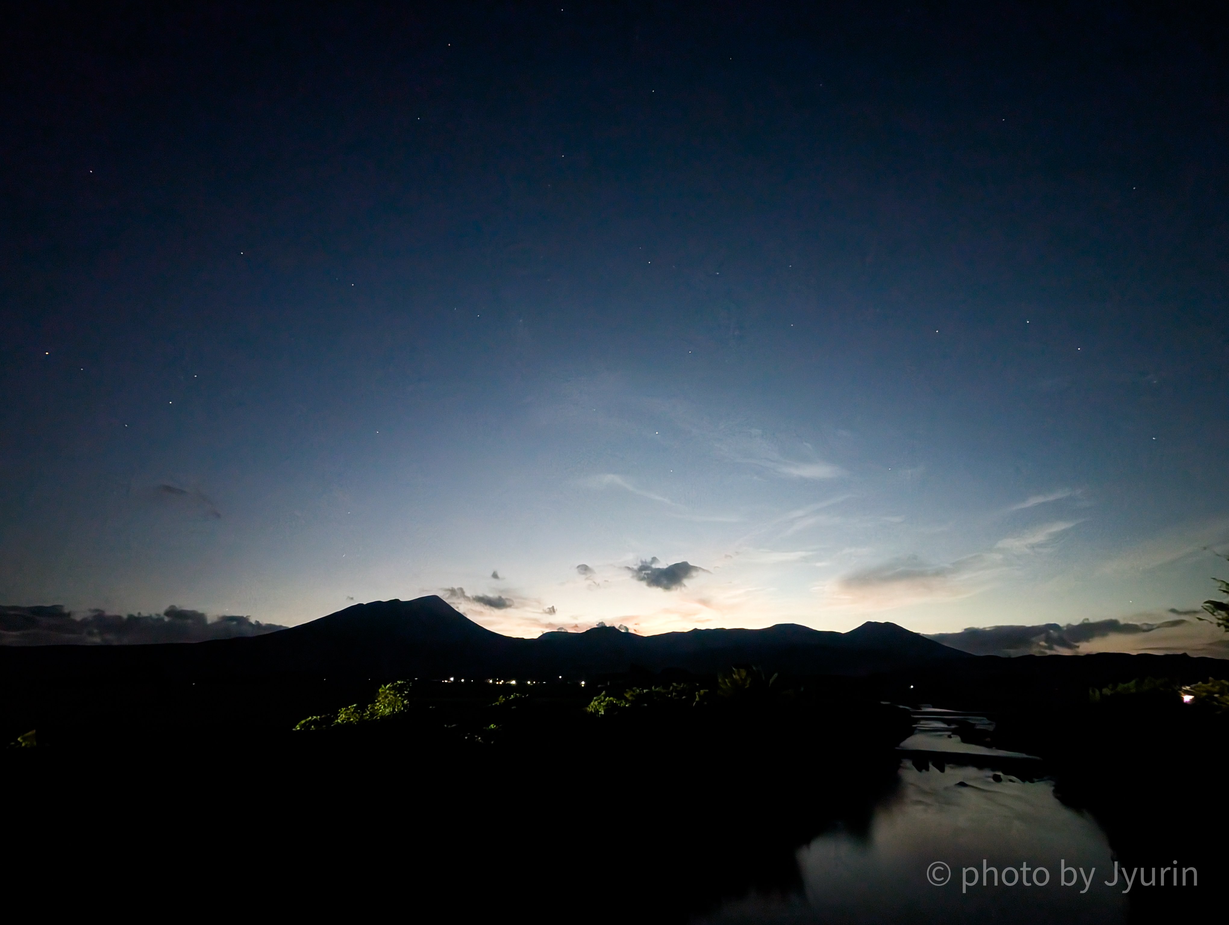 霧島連山（宮崎）の美しすぎる星空｜Google Pixel 9 pro XL 天体モード